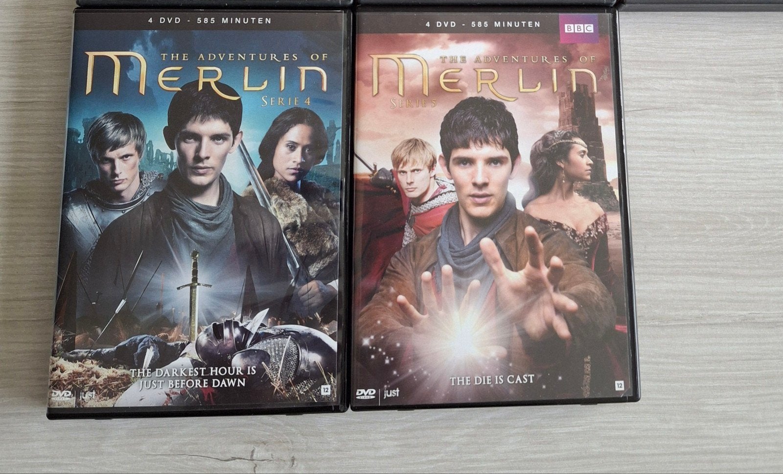 merlin seizoenen 4 + 5 nederlandse ondertiteling in een set, Cd's en Dvd's, Vanaf 16 jaar, Ophalen of Verzenden, Zo goed als nieuw