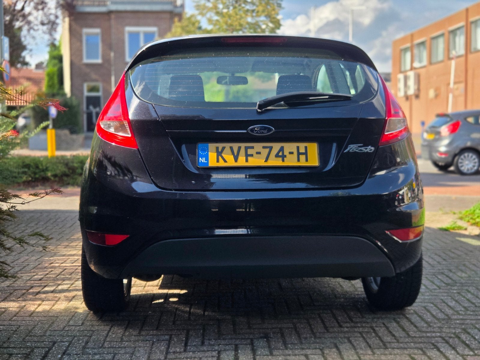 Foto 3 van Ford Fiesta 1.25 44KW 3DR 2009 Zwart