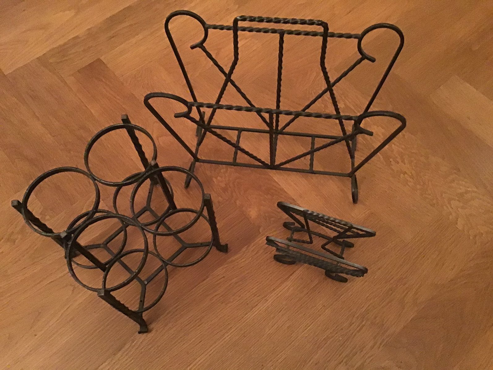 VINTAGE SMEEDIJZER “ FLESSENREK-LECTUURBAK-enz, Ophalen of Verzenden