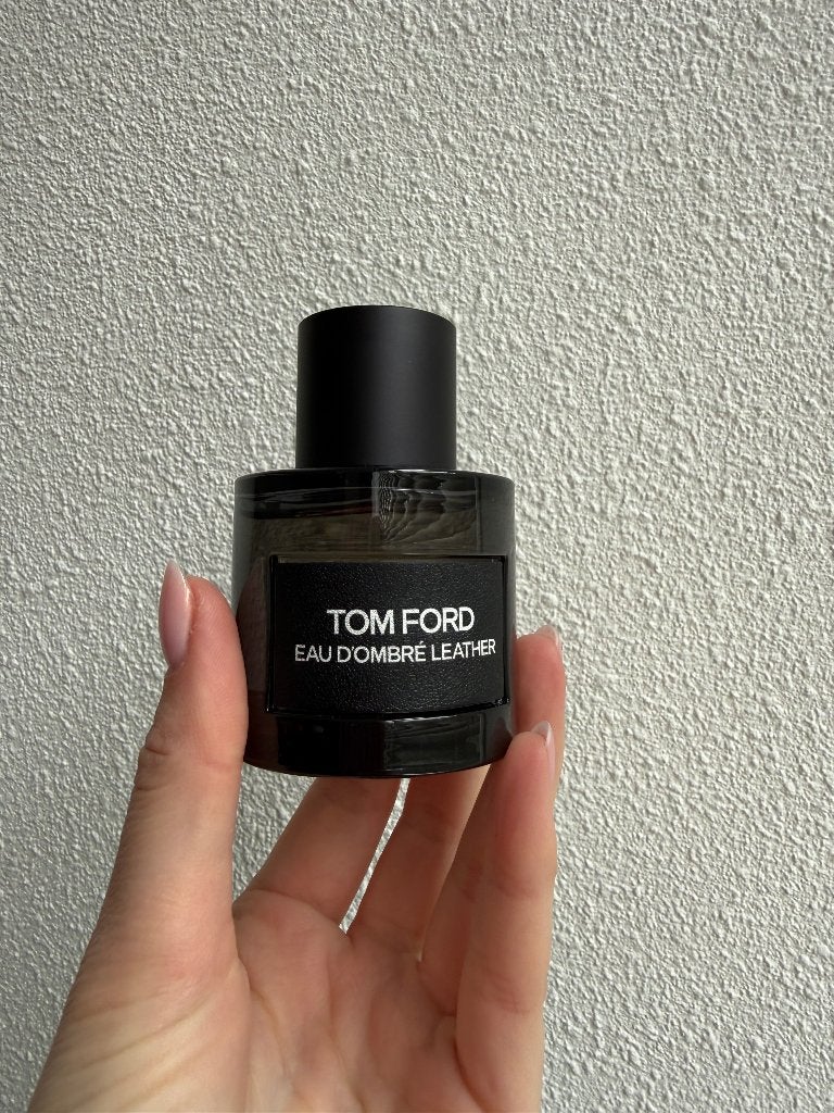 Tom Ford Eau D’Ombré Leather, Sieraden, Tassen en Uiterlijk, Uiterlijk | Parfum, Ophalen of Verzenden, Nieuw