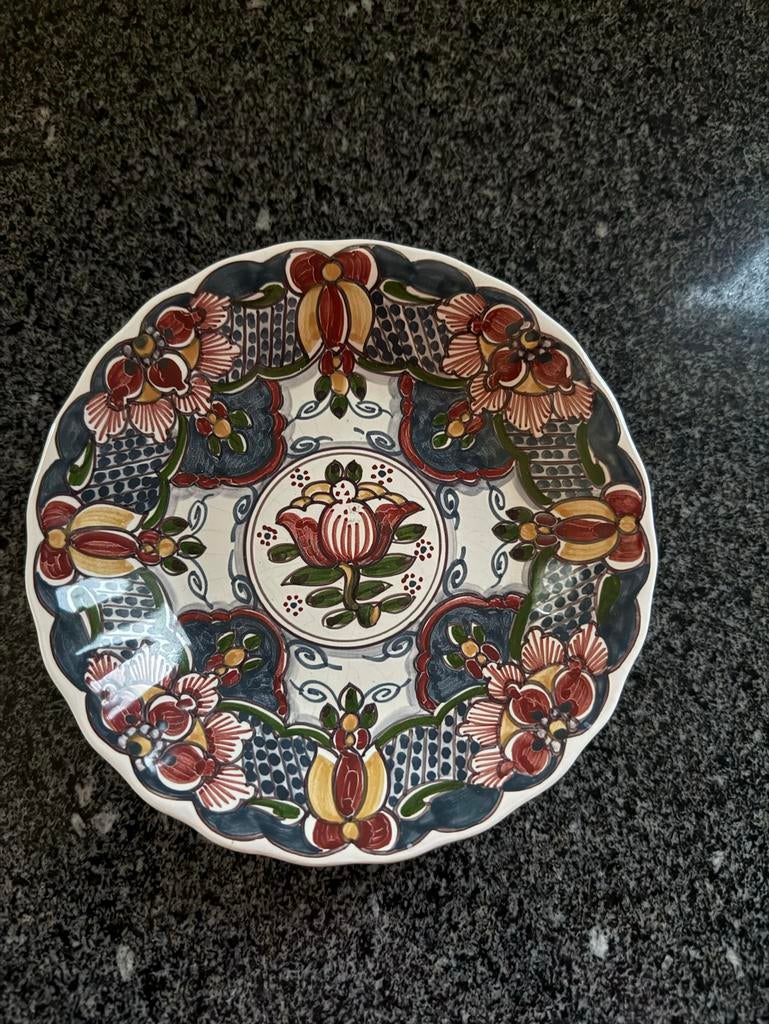 Prachtig Makkum bord met bloemmotief, Ophalen