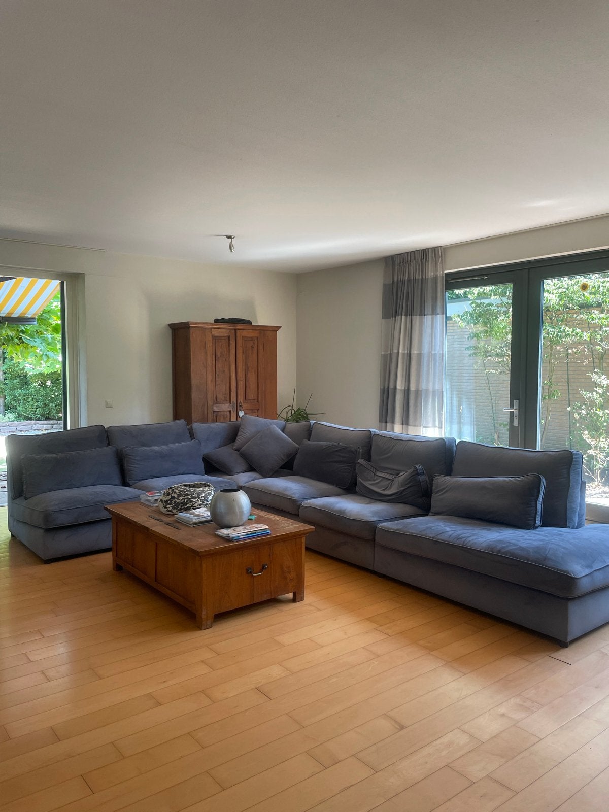 Grote comfortabele hoekbank in goede staat, Ophalen, Gebruikt, Hoekbank, 300 cm of meer
