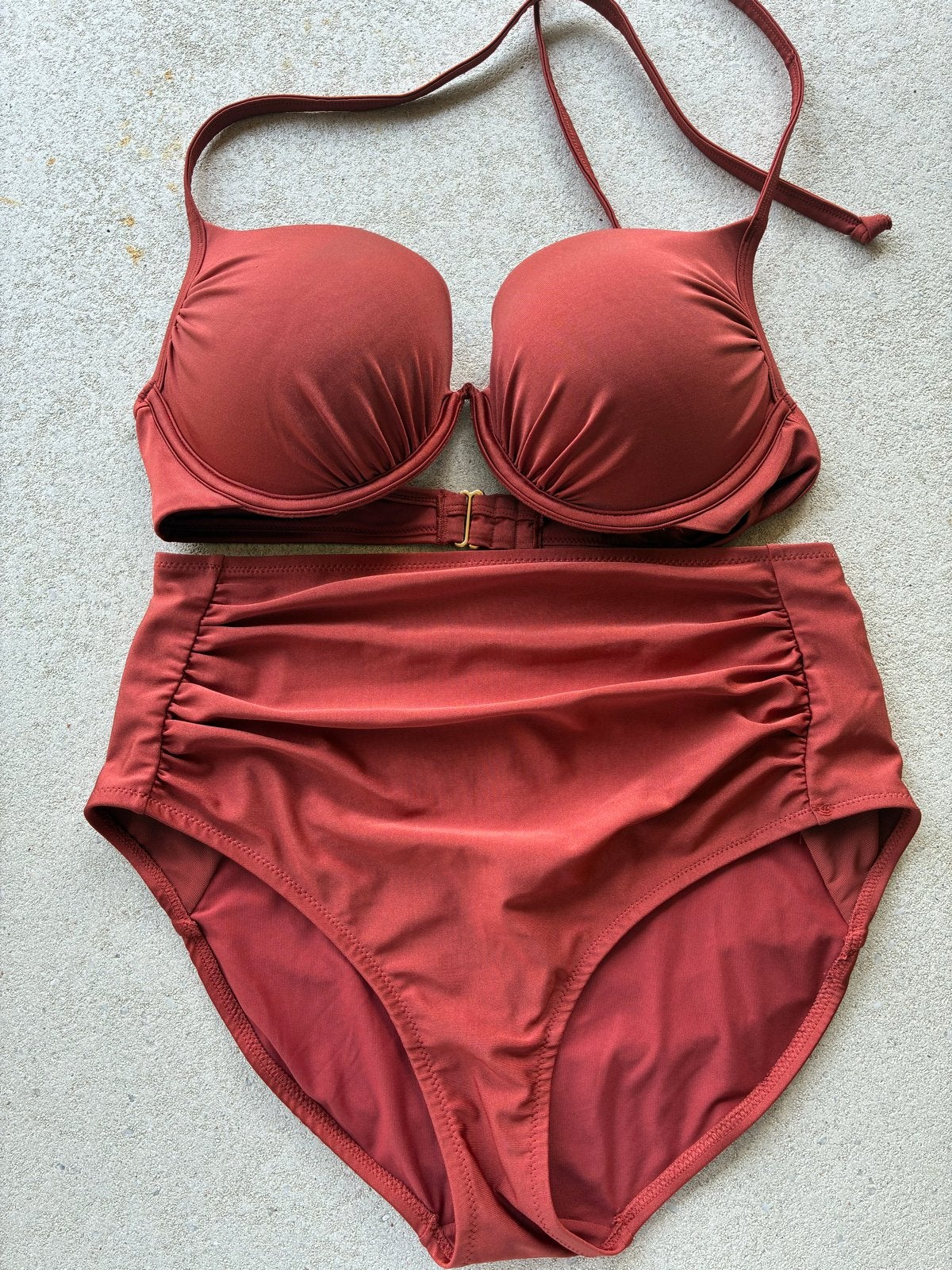H&M Bikini Brique Super Push-up - Zo goed als nieuw, Ophalen of Verzenden, Zo goed als nieuw, Rood, Bikini