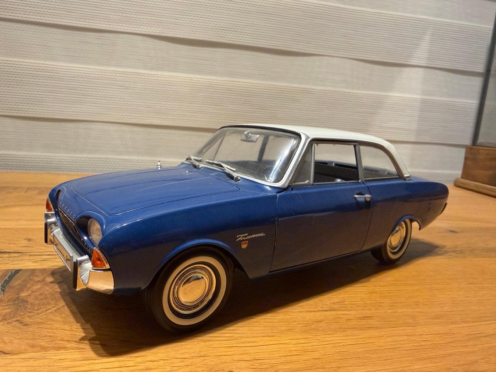 Ford Taunus 17M Schaalmodel 1:18 Revell, Ophalen, Gebruikt, Auto, Revell