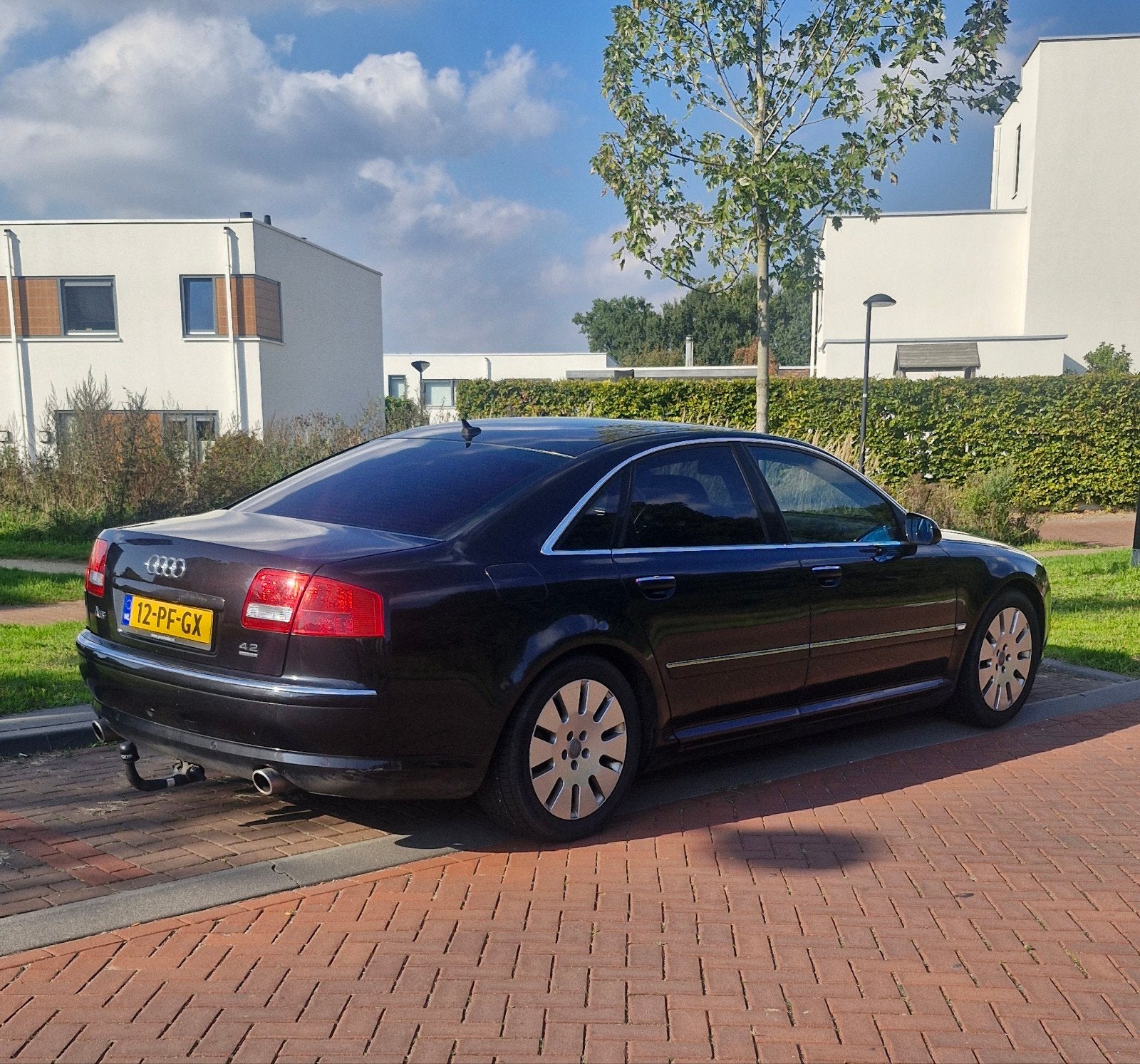 Audi A8 4.2 Quattro 246KW AUT 2004 met BRC G3 GASINSTALLATIE, Automaat, 4172 cc, 8 cilinders, Zwart