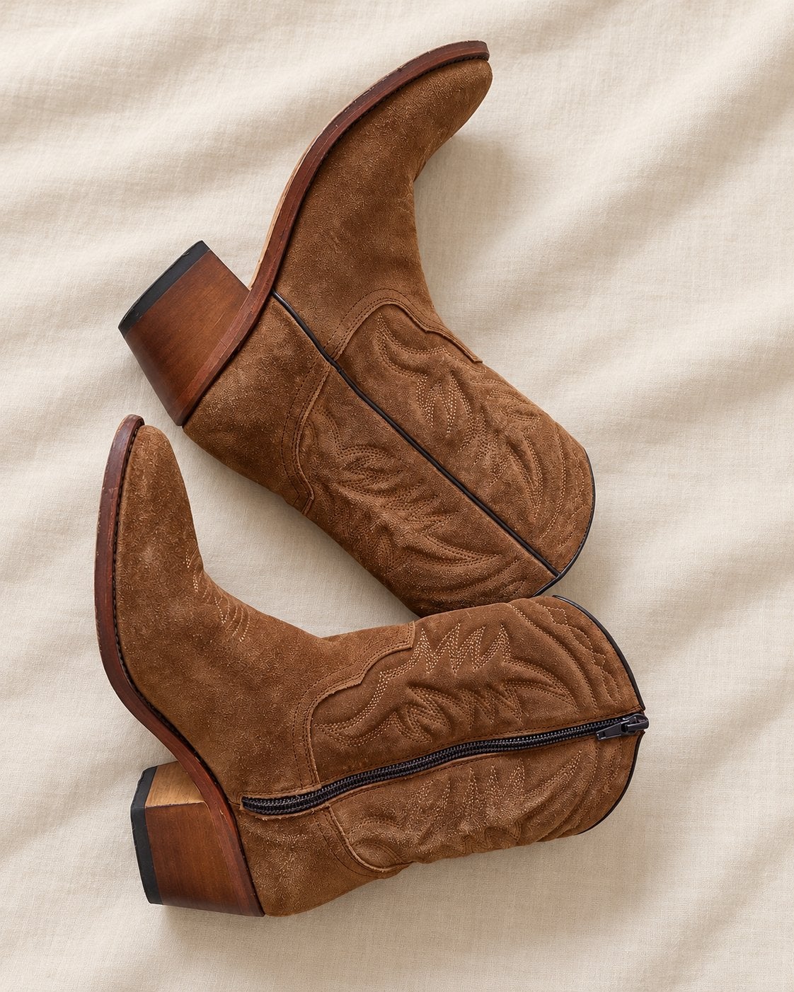 Perlita Peaches suède cowboylaarzen - Maat 36, Ophalen of Verzenden, Gedragen, Bruin, Lage of Enkellaarzen