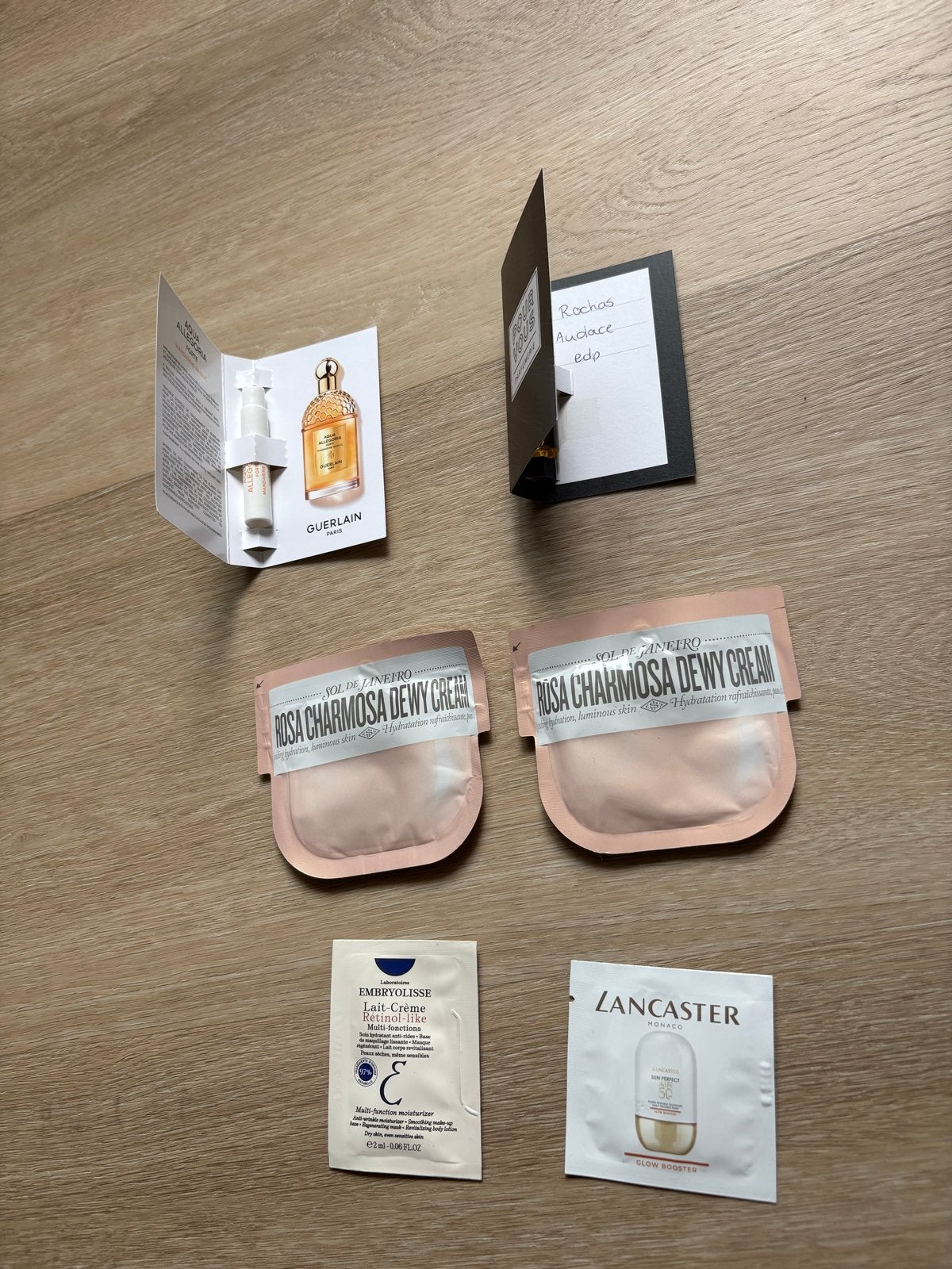 Parfum- en crèmetesters: Guerlain, Rochas, Sol de Janeiro, Ophalen of Verzenden, Nieuw