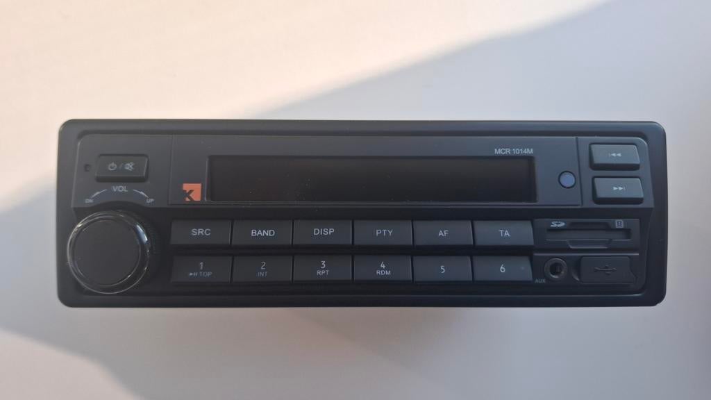 Kienzle MCR 1014M Autoradio - Oldschool Look, Moderne tech., Ophalen of Verzenden