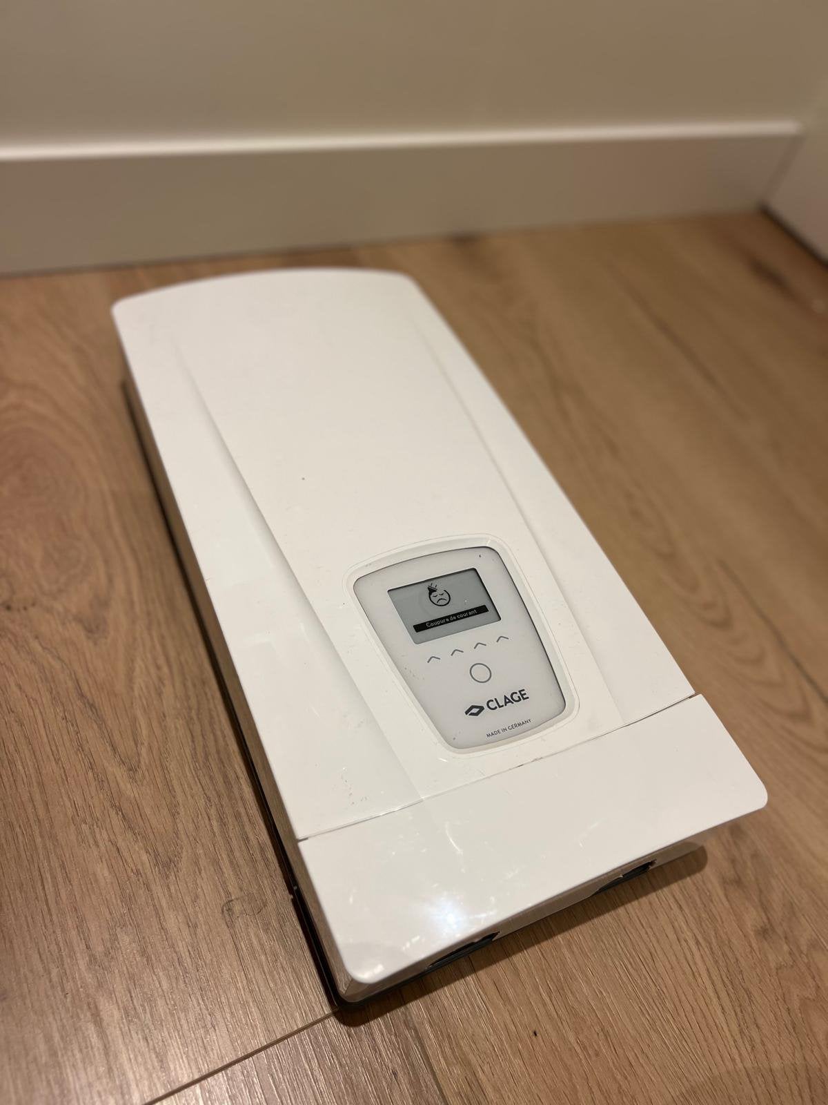 Clage DEX Next doorstromer -  instelbaar 18, 21, 24, 27 kW, Ophalen, Boiler, Minder dan 20 liter, Minder dan 3 jaar oud