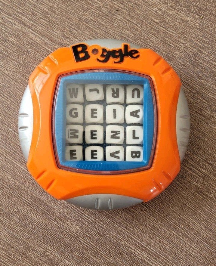 Boggle spel - Zoek woorden en win!, Vijf spelers of meer, Ophalen, Gebruikt, Hasbro