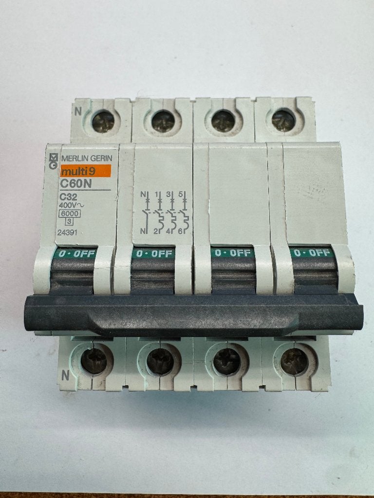 Merlin Gerin Multi 9 C60N C32 Installatieautomaat, Doe-het-zelf en Verbouw, Ophalen of Verzenden, Gebruikt, Schneider Electric