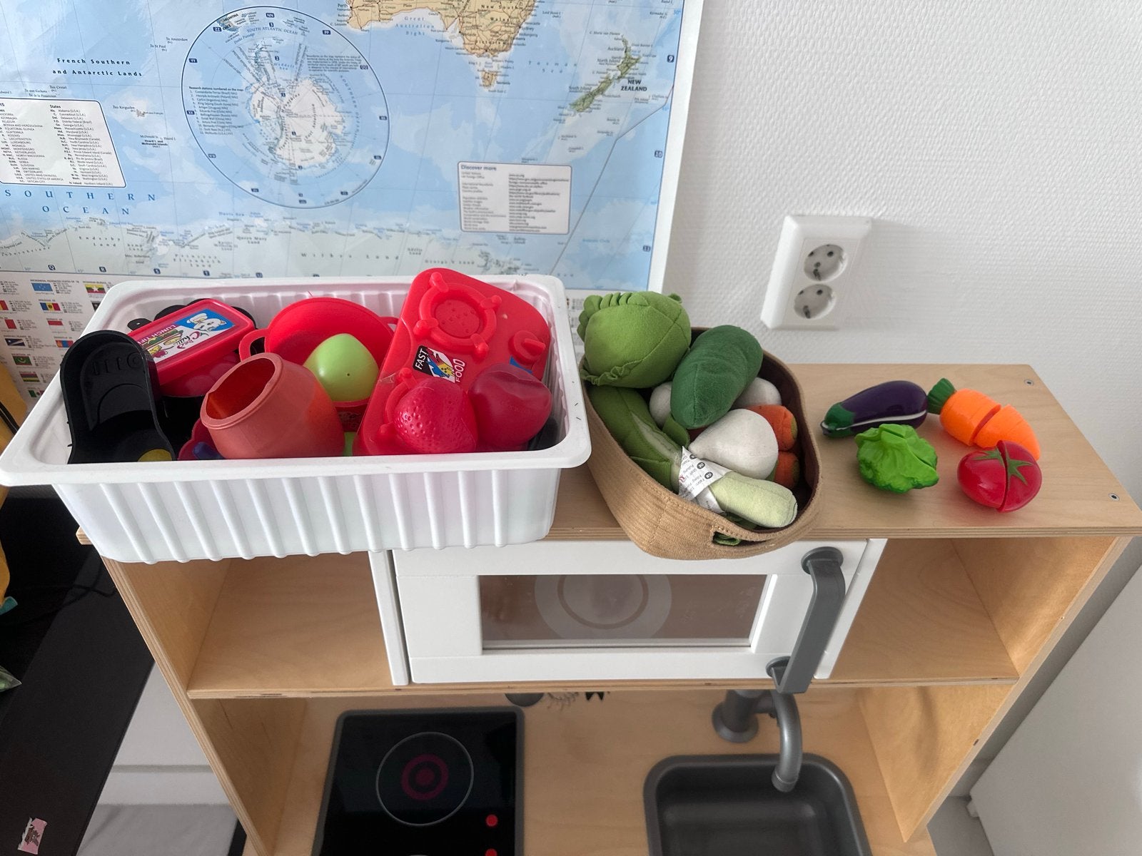 Ikea Duktig - Houten speelkeuken met accessoires, Ophalen of Verzenden, Zo goed als nieuw, Hout, Speelkeuken