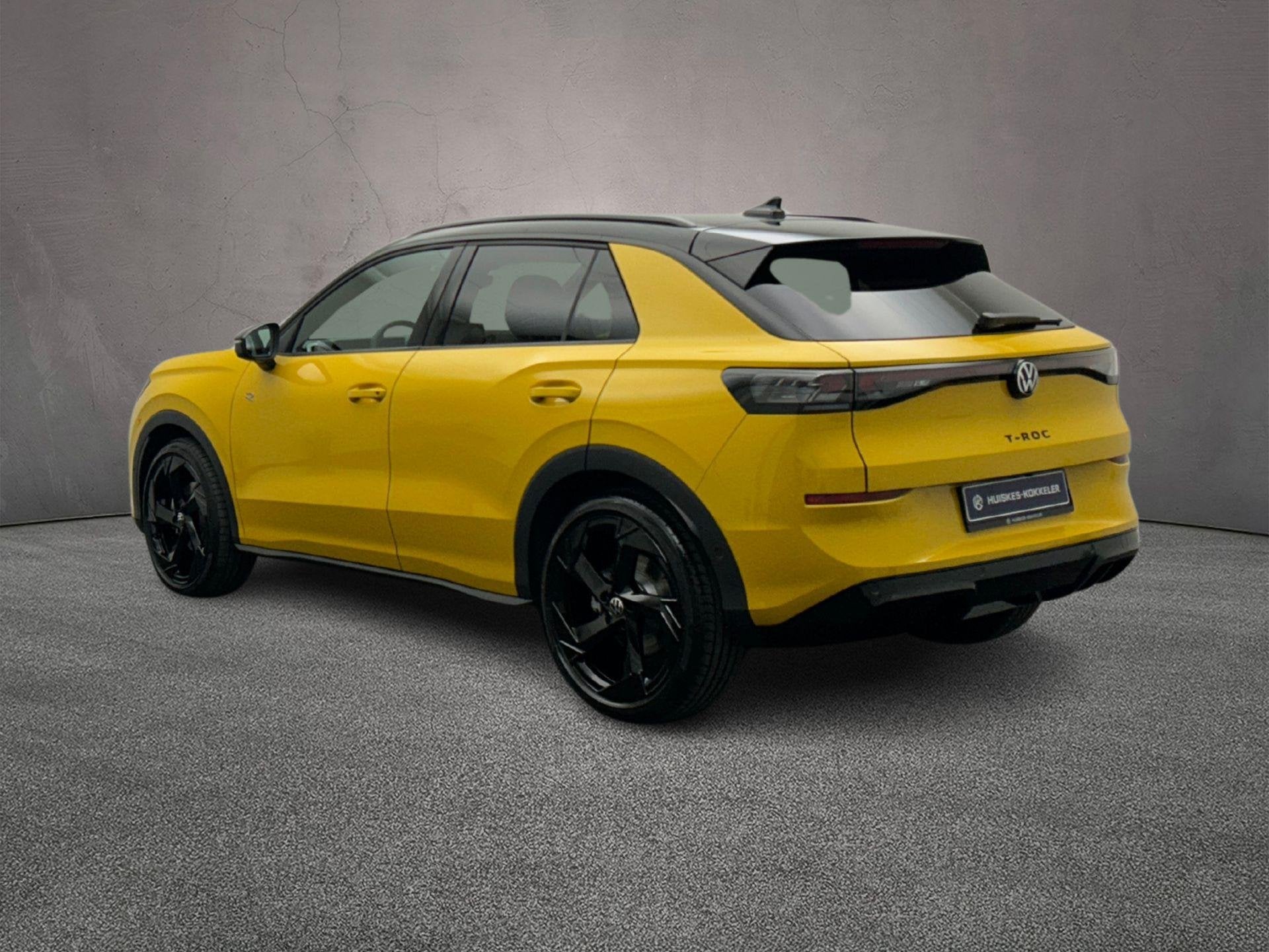 Volkswagen T-Roc R-Line First Edition 1.5 eTSI 150pk DSG Aut, Auto's, Volkswagen, 1374 kg, 730 kg, 1498 cc, Euro 6