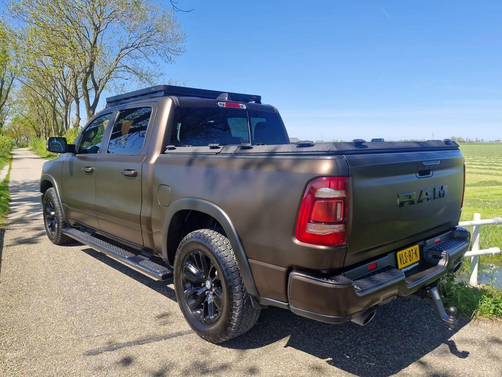Dodge Ram 1500 4X4 5.7 V8 4x4 Crew Cab Laramie|Luchtvering|D, Automaat, Gebruikt, Origineel Nederlands, Bedrijf