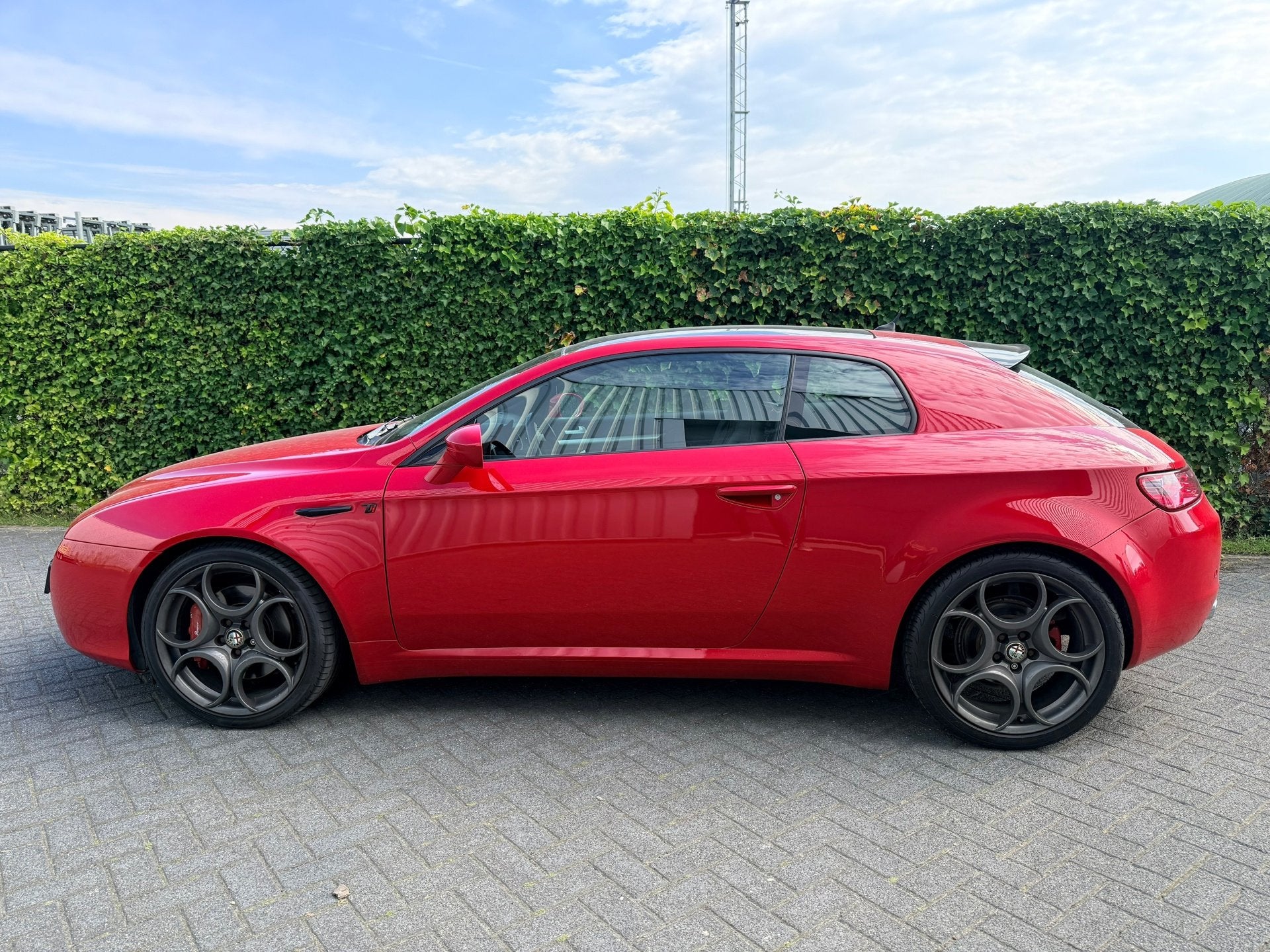 Alfa Romeo Brera 2.0 JTDm 16V Ti 170PK 2010 | SkyWindow | 1e, Auto's, Voorwielaandrijving, Dealer onderhouden, Brera, Zwart