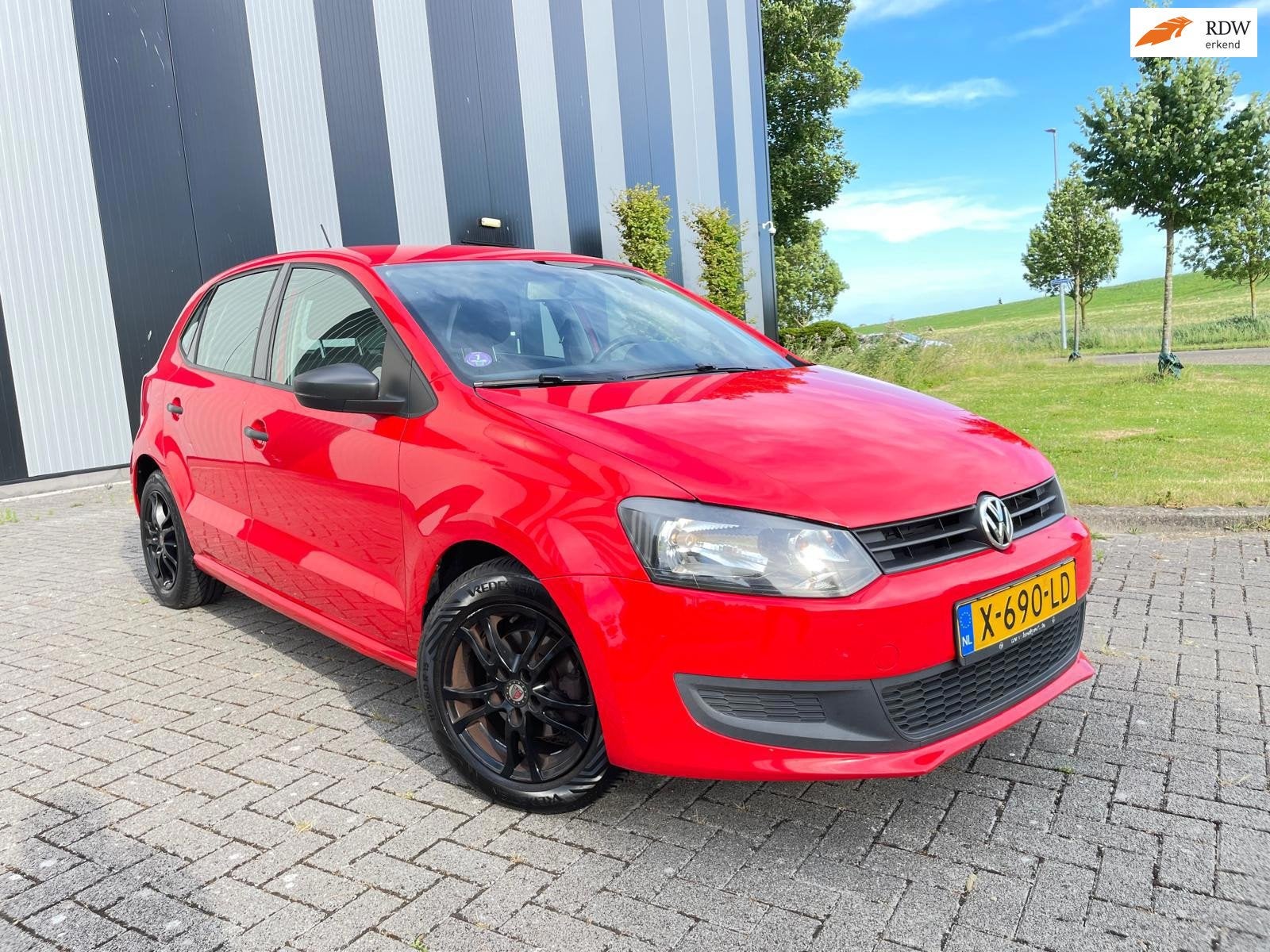 Volkswagen Polo 1.2 Easyline Airco-Lmv-ElekPakket-2 Sleutels, Auto's, Voorwielaandrijving, Euro 5, 967 kg, 1198 cc