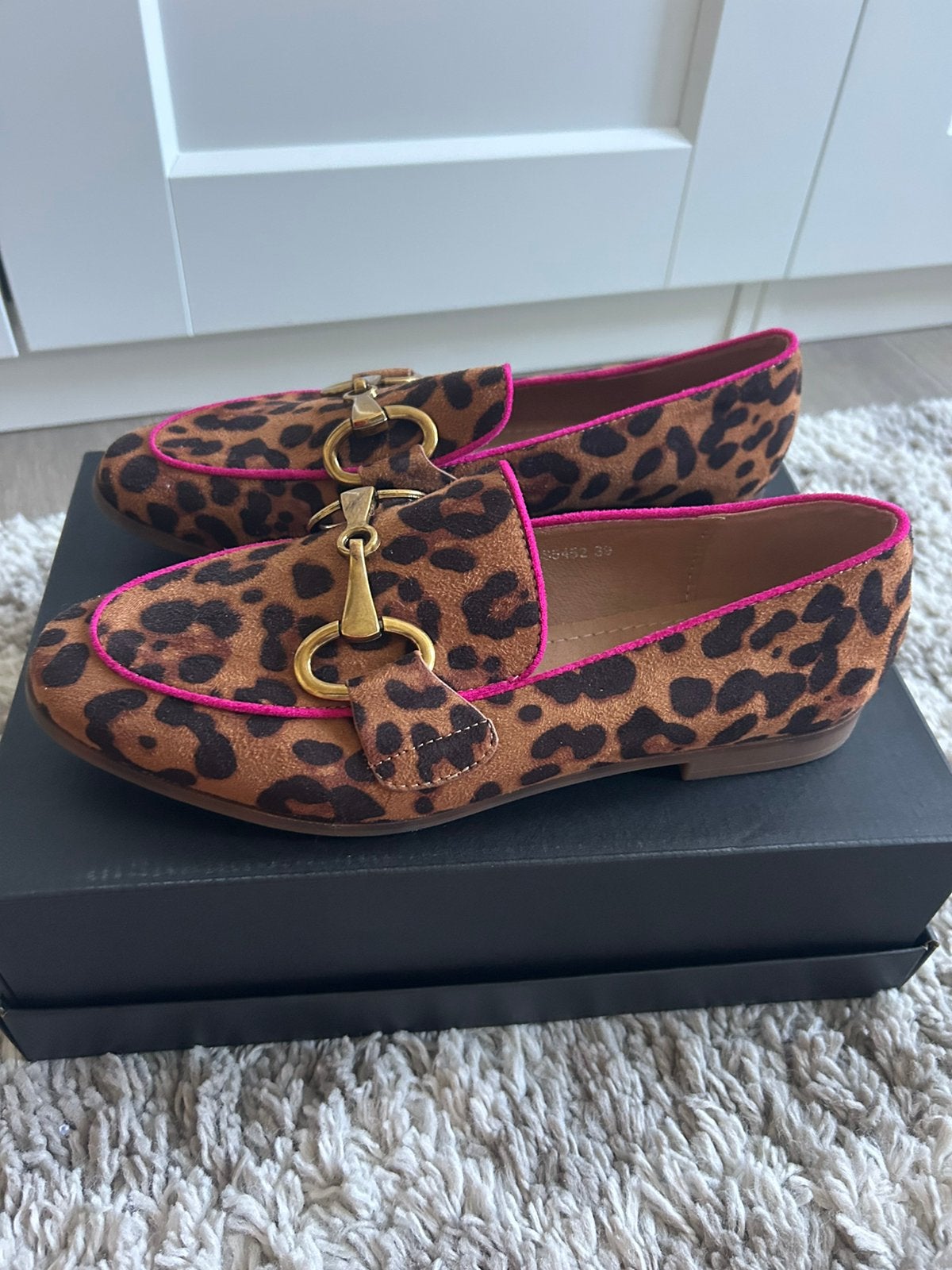 Loafers mt 39 NIEUW., Ophalen of Verzenden, Zo goed als nieuw, Instappers