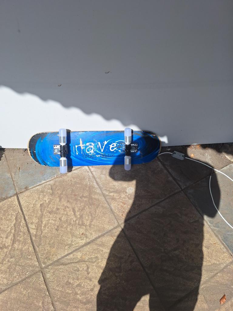 Unieke Skateboard Lamp - 'Have' Design, Ophalen of Verzenden, Gebruikt, Overige typen
