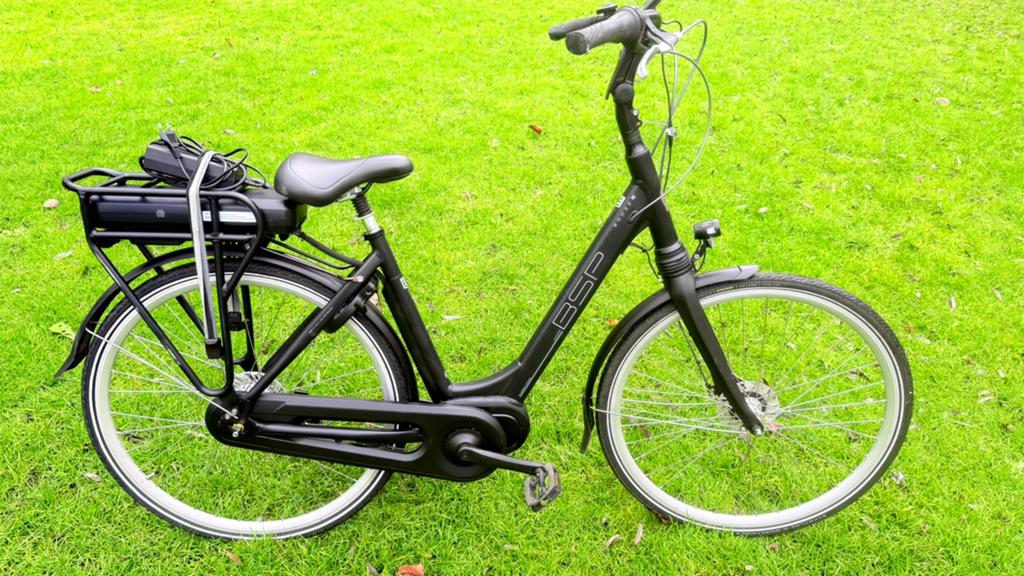 Nette goede mooie Elektrische fiets BSP BOOZZ 52cm 7 speed, Fietsen en Brommers, Elektrische fietsen, Gebruikt, 51 tot 55 cm, 50 km per accu of meer