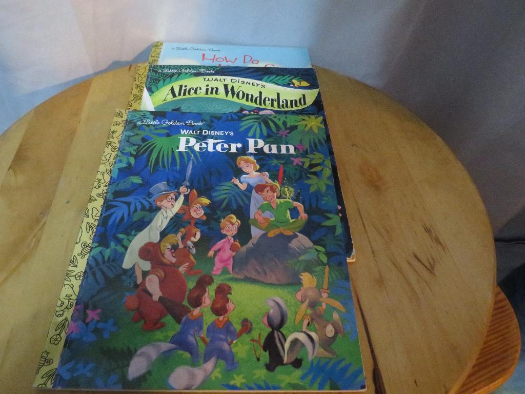 3 x little golden book engelstalig alice,peter pan,how do, Boeken, Ophalen of Verzenden, Gelezen, Sprookjes