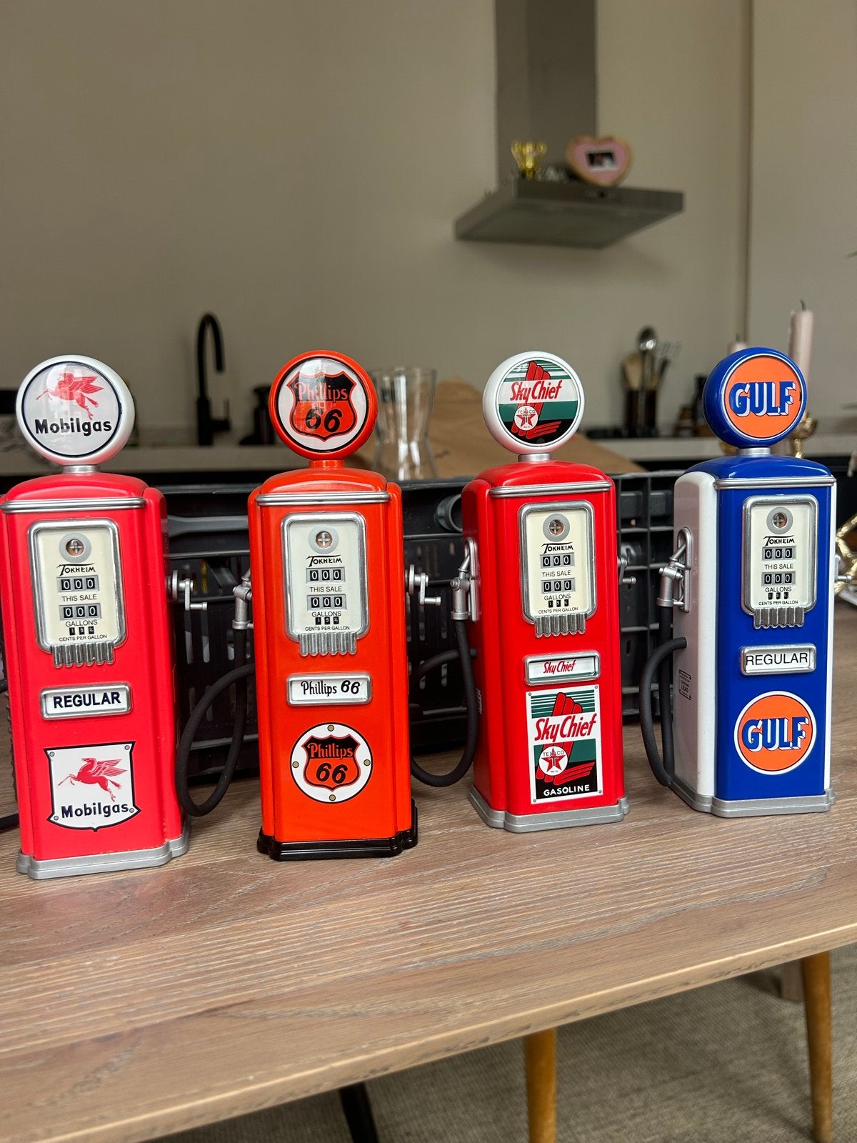 Limited edition Gearbox benzinepompjes - Vintage stijl, Verzamelen, Ophalen of Verzenden, Zo goed als nieuw