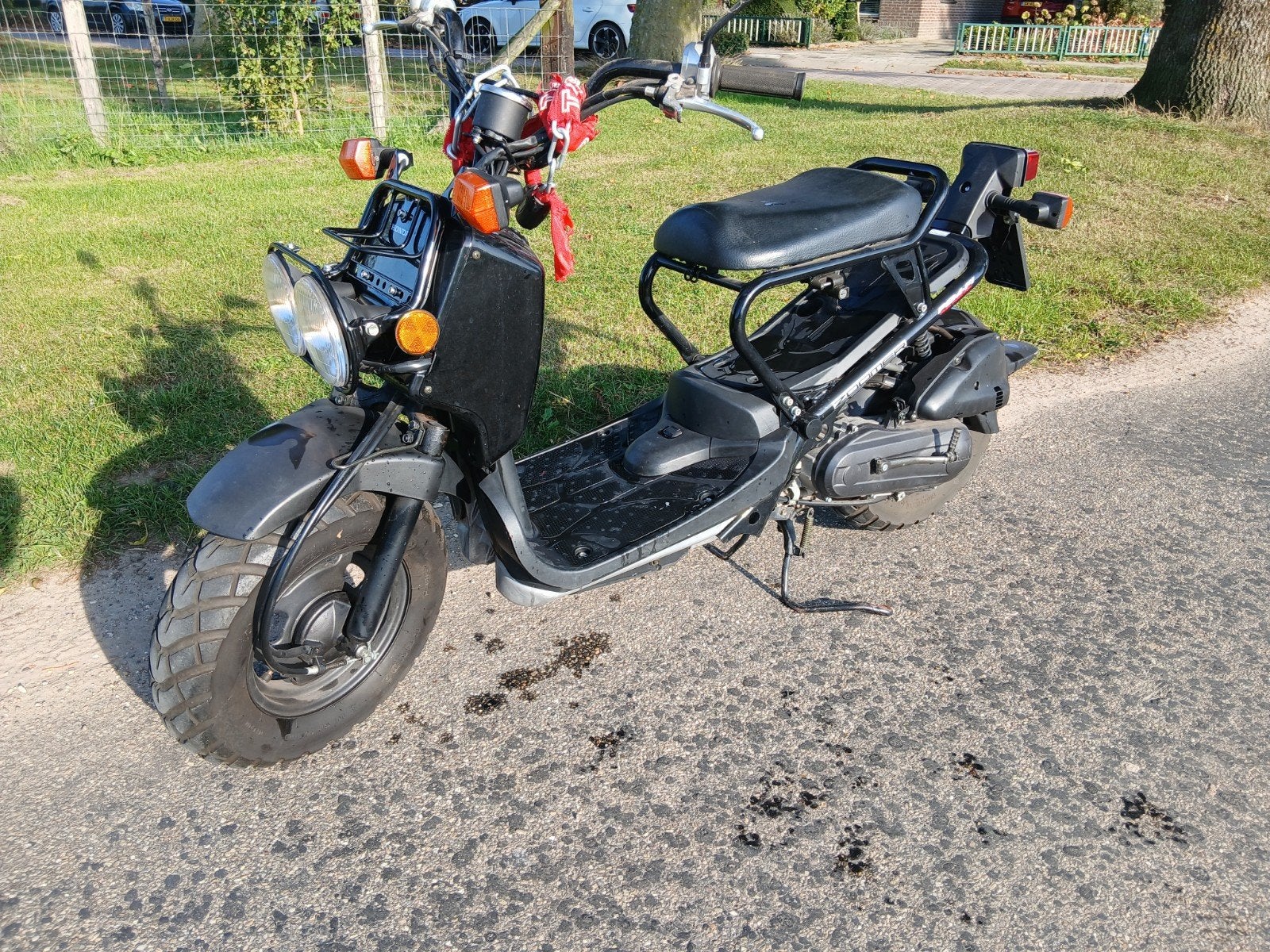 honda zoomer bj 2014 geheel orgineel 5444 km, Fietsen en Brommers, Ophalen of Verzenden, Zo goed als nieuw, Overige modellen