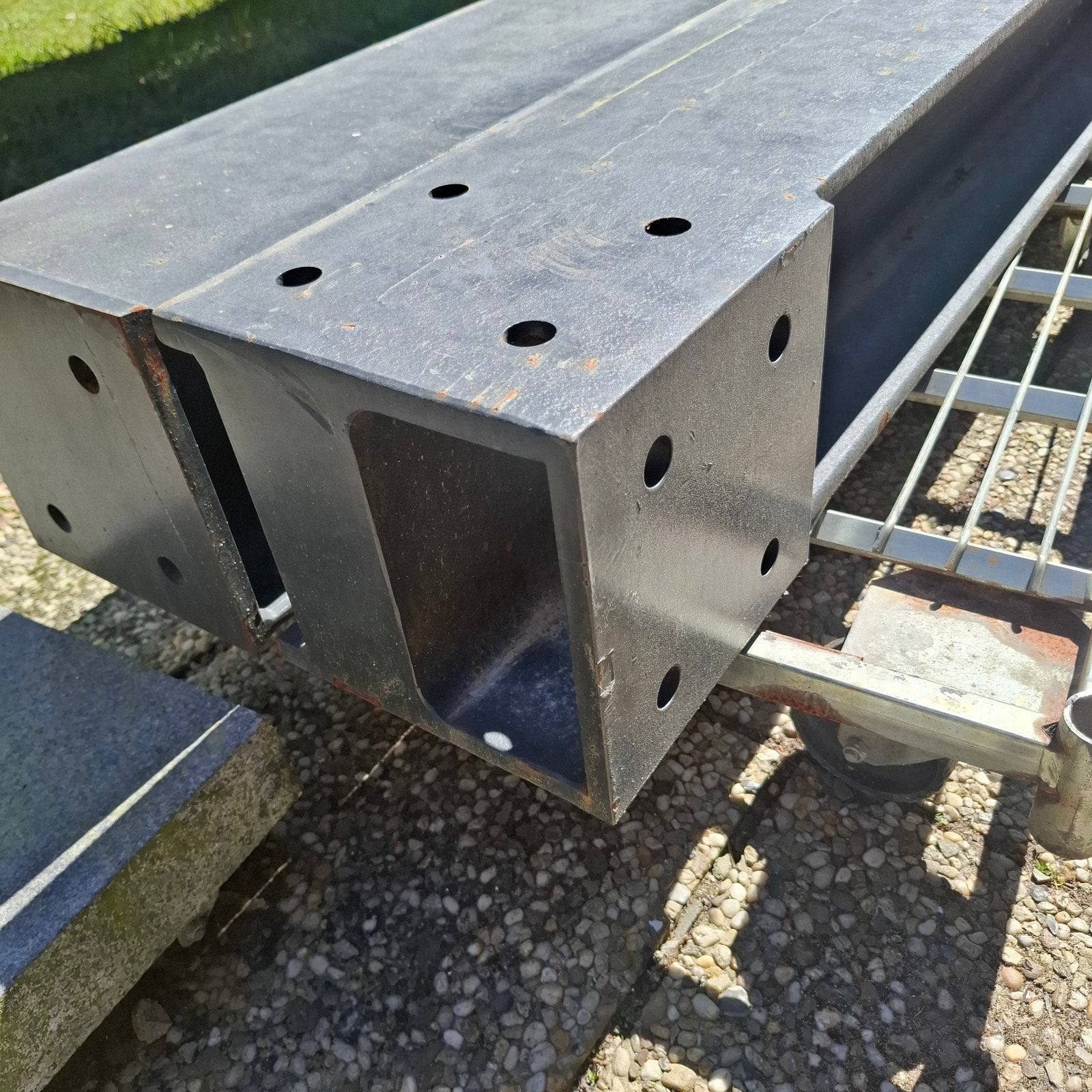 2 gecoate H-balken 200mm breed, 4 meter lang, Ophalen, Nieuw, IJzer