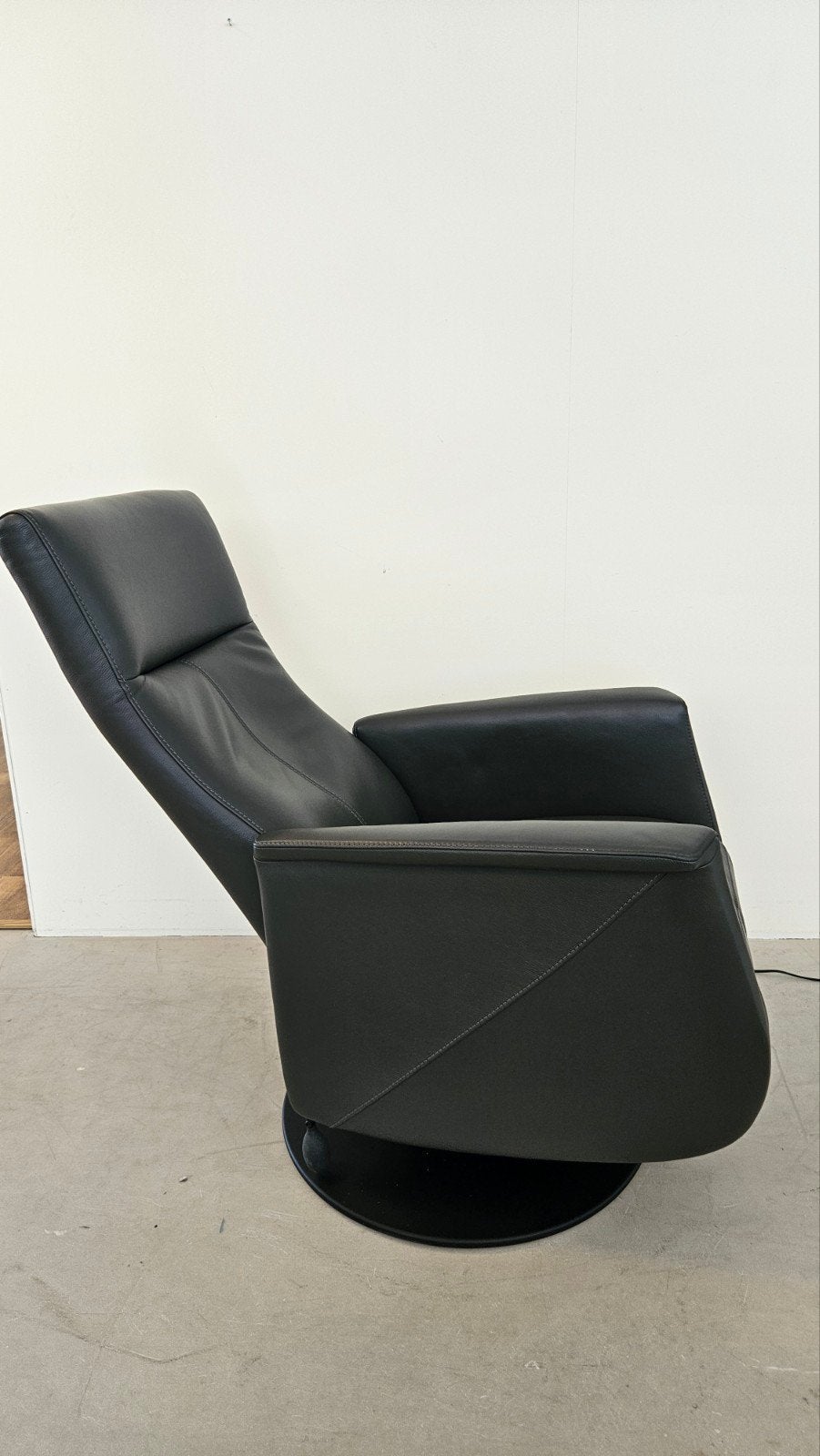 Prominent Toscane sta op fauteuil bij Zitgemak in joure, Ophalen of Verzenden, Zo goed als nieuw, 75 tot 100 cm, 50 tot 75 cm