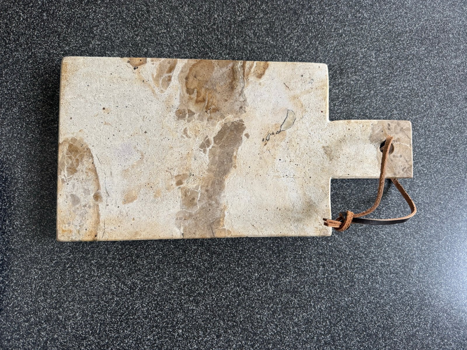 Marmeren snijplank / serveerplank - Beige, Beige, Snij-/serveerplank, Nieuw, Ophalen of Verzenden