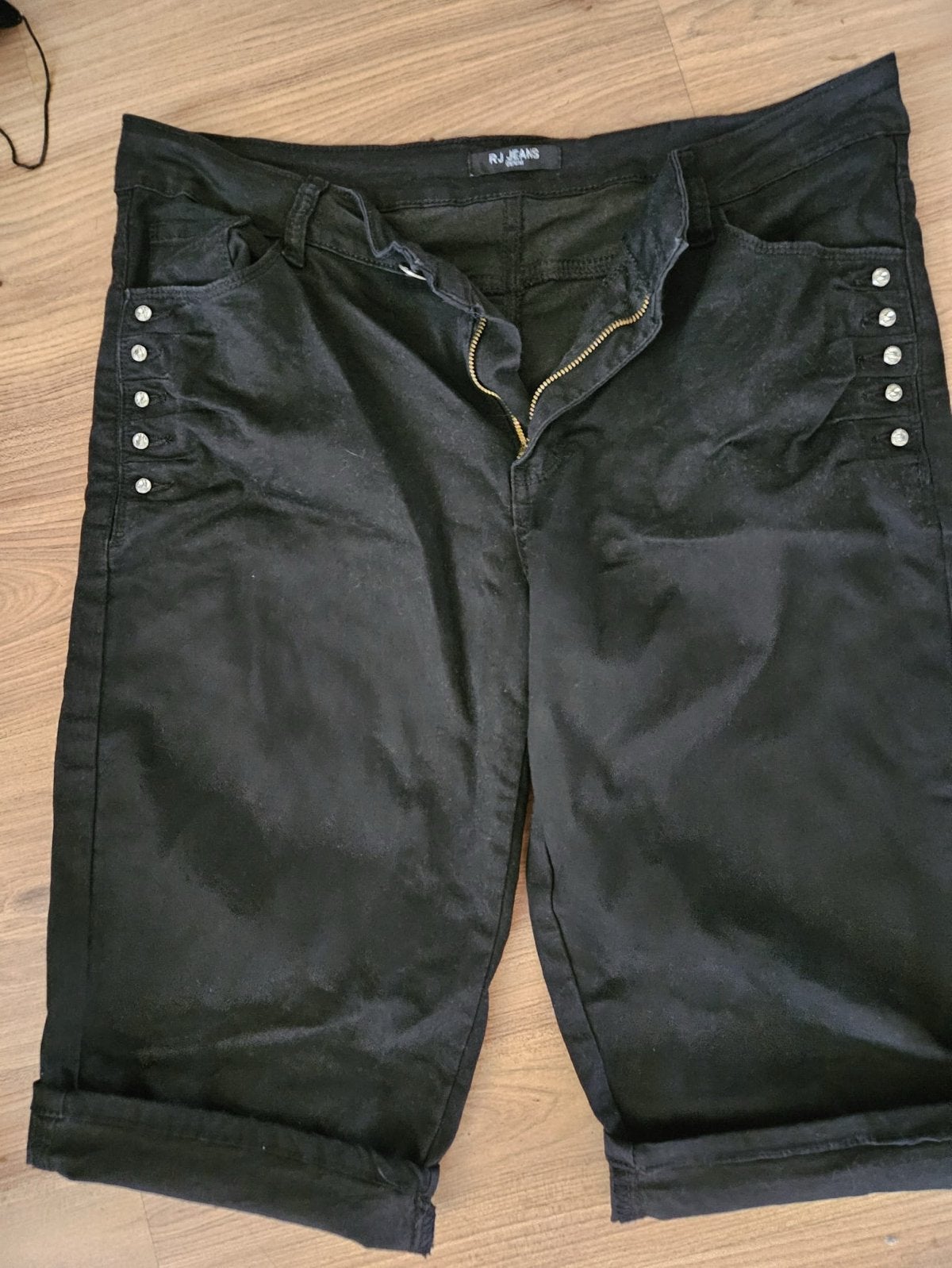 Zwarte RJ Jeans driekwart broek met knoopdetails maat 48, Maat 38/40 (M), Zwart, Ophalen of Verzenden, Driekwart