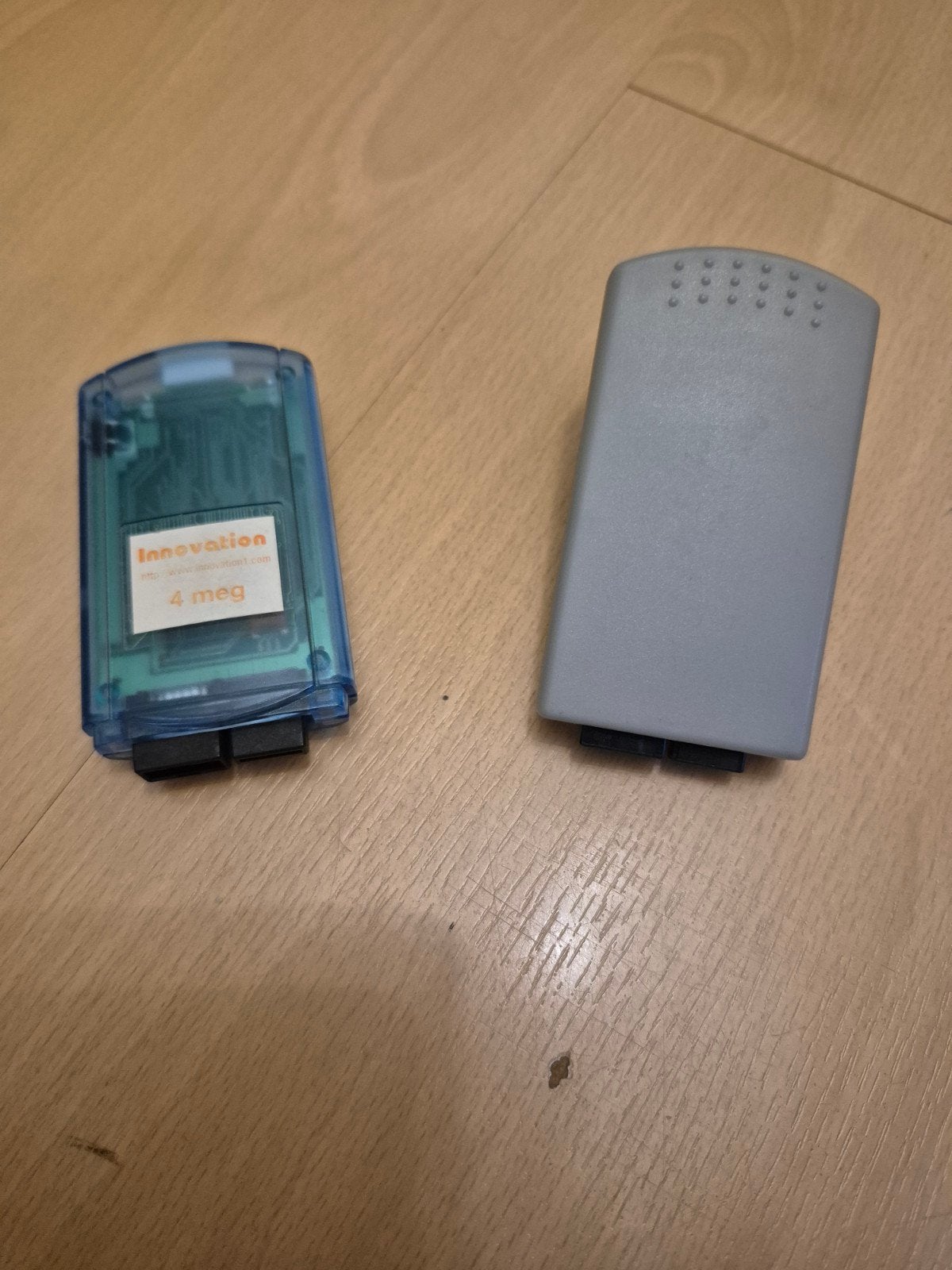 Dreamcast Rumble Pack en 4 MB Memory Card, Spelcomputers en Games, Gebruikt, Nintendo, Overige typen, Overige merken