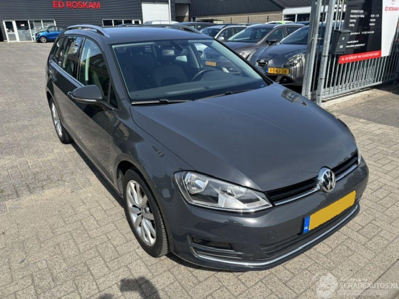 Volkswagen Golf 1.2 TSI Highline (bj 2015), Overige carrosserieën, Volkswagen, Volkswagen AG, Handgeschakeld