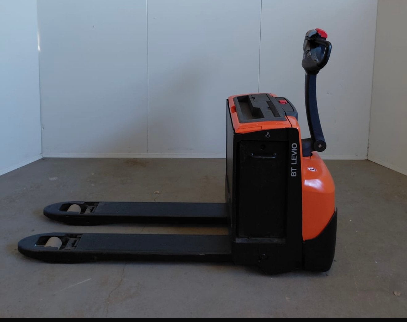 Toyota / BT LWE200 Elektrische Pompwagen 2000kg, Doe-het-zelf en Verbouw, Palletwagens en Pompwagens, Ophalen of Verzenden, Zo goed als nieuw