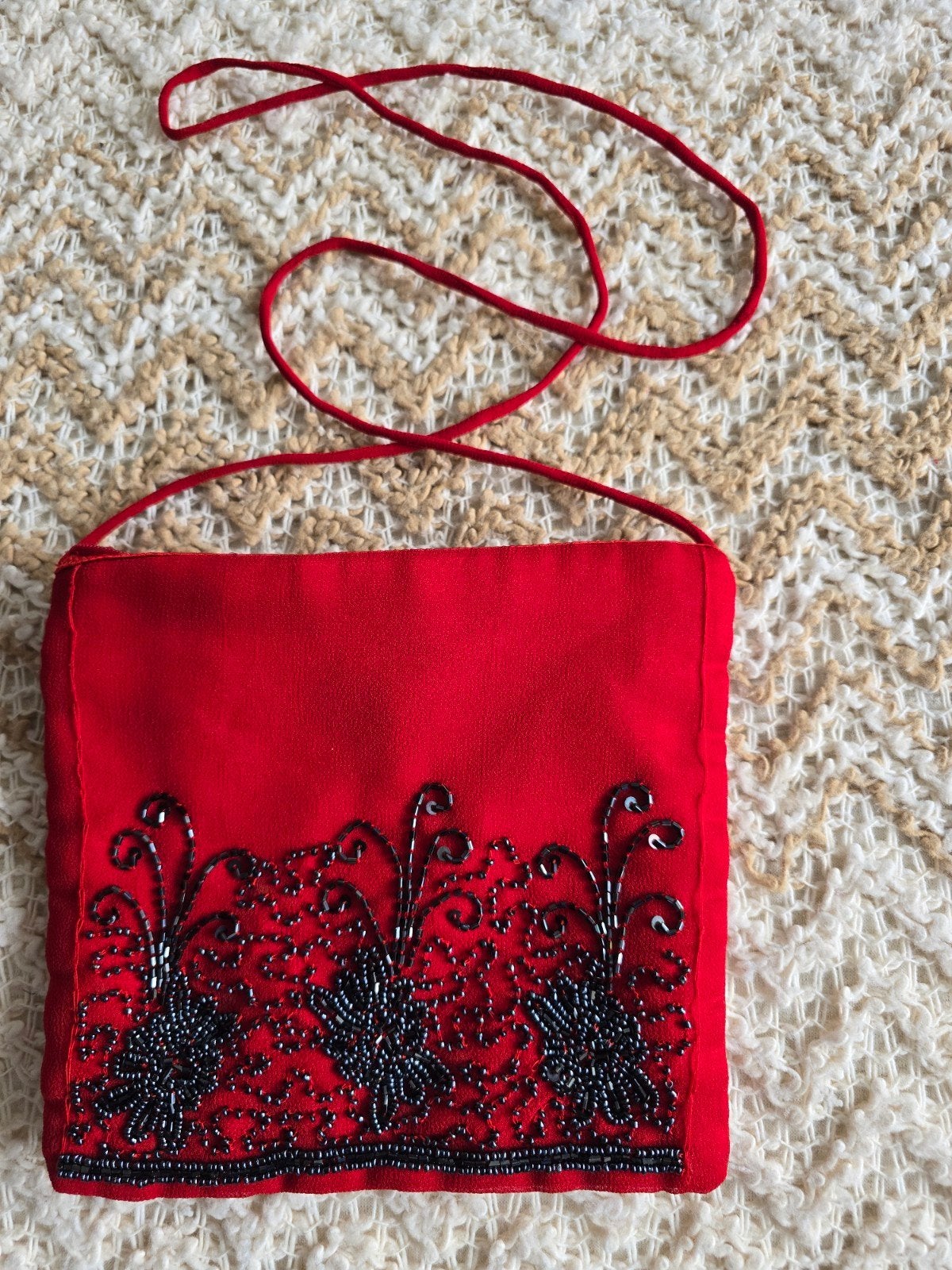 Rode vintage avondtas / crossbody tas met prachtige kralen, Ophalen of Verzenden, Zo goed als nieuw, Rood