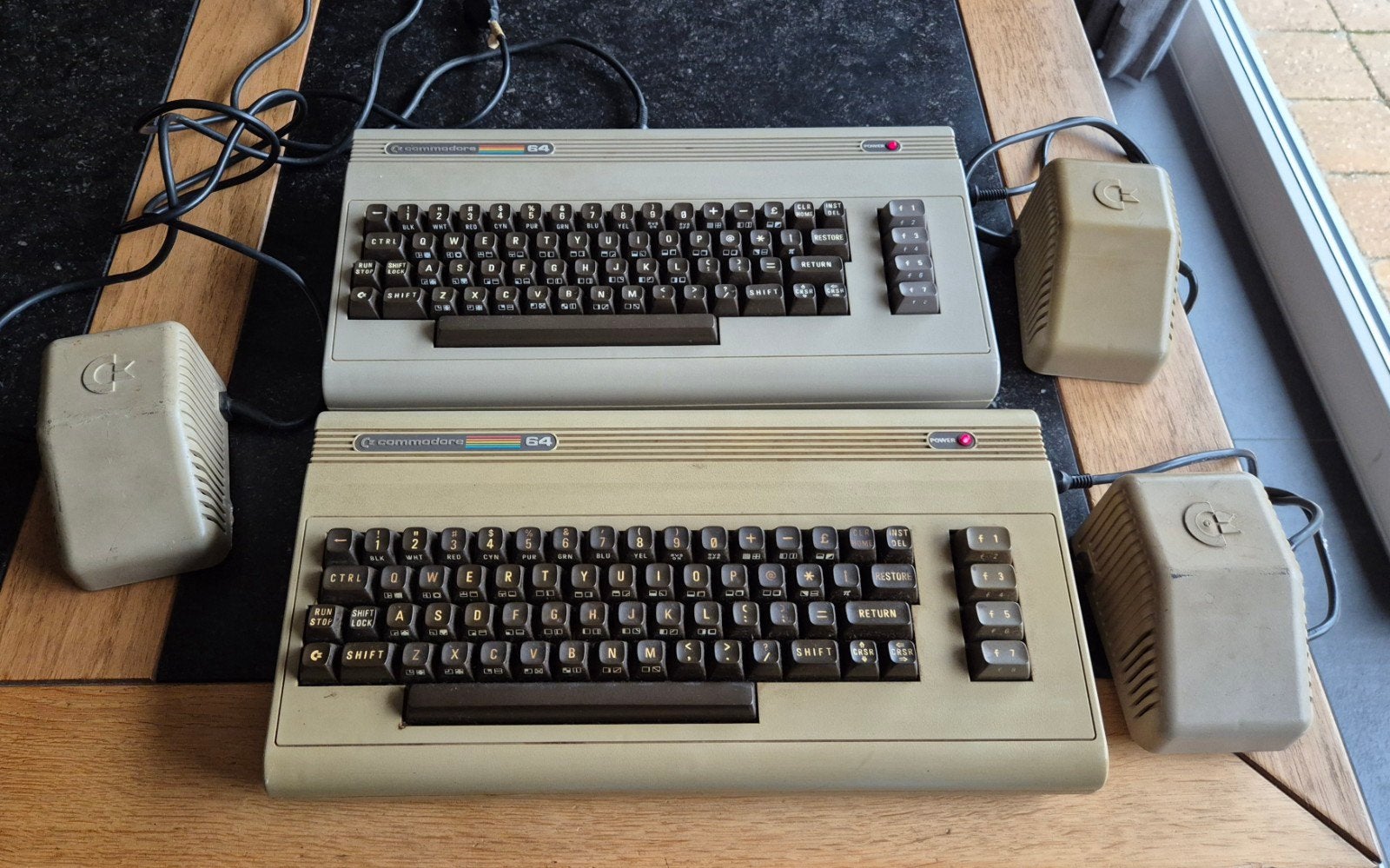 Commodore 64 sets met accessoires, games en diskettes, Ophalen, Overige modellen, Met 3 controllers of meer, Gebruikt