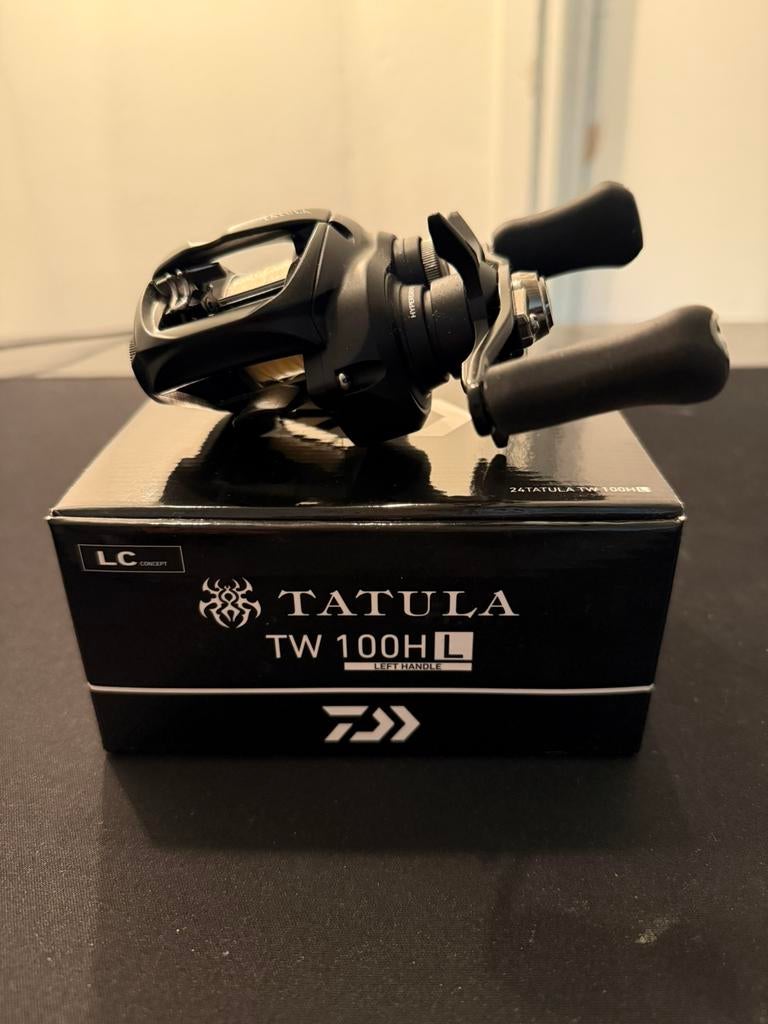 Daiwa Tatula TW100HL – Zo goed als nieuw, Ophalen of Verzenden, Zo goed als nieuw, Molen