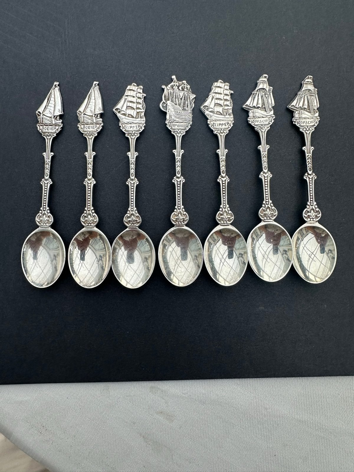 Set van 7  verzilverde theelepels met schepen, Antiek en Kunst, Ophalen of Verzenden