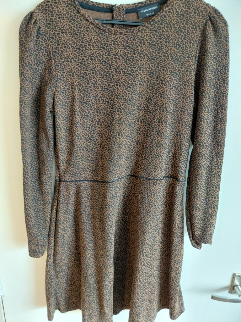 Jurk mtM bruin zwart, Maat 38/40 (M), Overige kleuren, Ophalen of Verzenden, Zo goed als nieuw