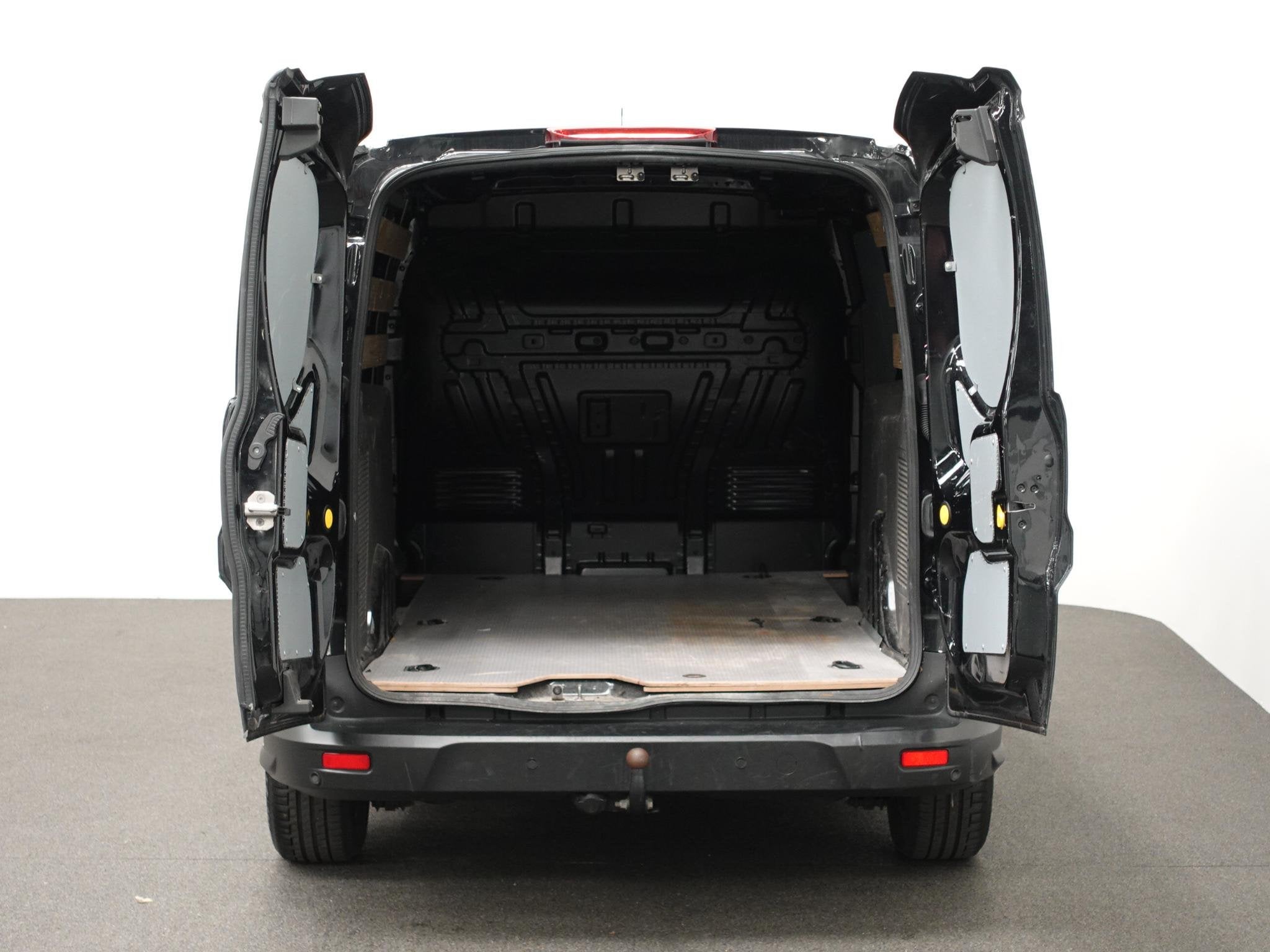 Ford Transit Connect 100pk Automaat L2 Trend Navigatie Camer, Auto's, 1390 kg, Stof, Gebruikt, 4 cilinders