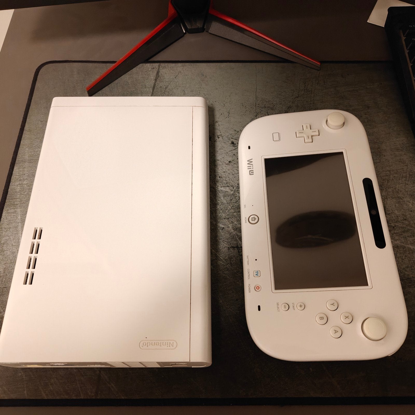 Nintendo Wii U Basic 8GB Wit + 4 Games - Compleet, Spelcomputers en Games, Spelcomputers | Nintendo Wii U, Ophalen of Verzenden