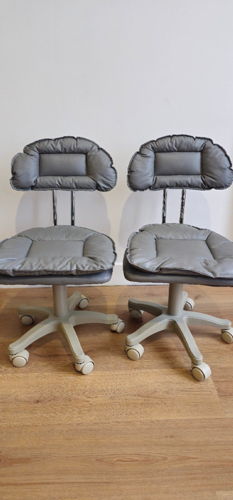 Comfortabele pedicure werkstoelen (2 stuks), Werkplek, Ophalen, Gebruikt, Stoel