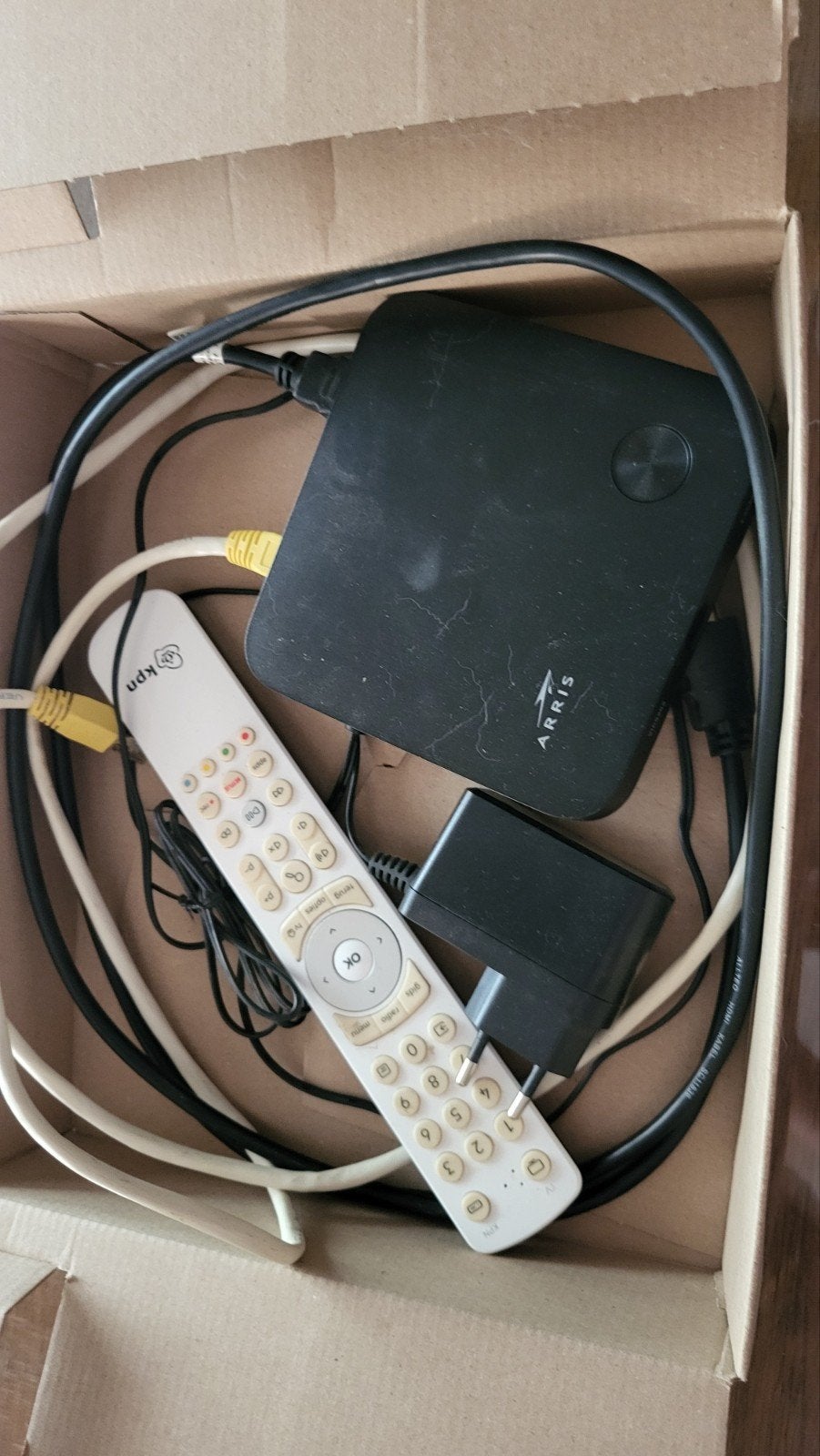 KPN TV Kastje / Decoder Arris VIP5202 met afstandsbediening, Ophalen of Verzenden, Gebruikt, Decoder