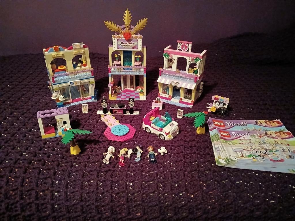 Lego friends hartlake winkelcentrum, Kinderen en Baby's, Speelgoed | Duplo en Lego, Ophalen, Zo goed als nieuw, Complete set, Lego