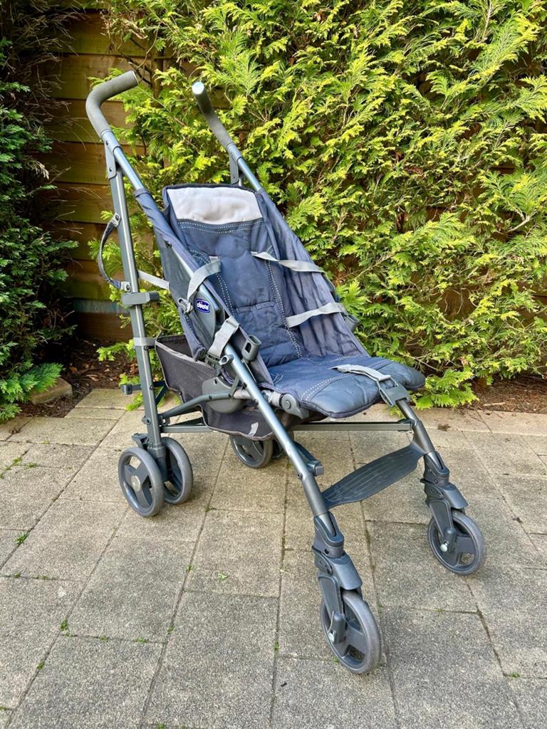 Chicco Liteway buggy met regenhoes - Compact en compleet, Kinderen en Baby's, Buggy's, Gebruikt, Overige merken, Regenhoes, Ophalen