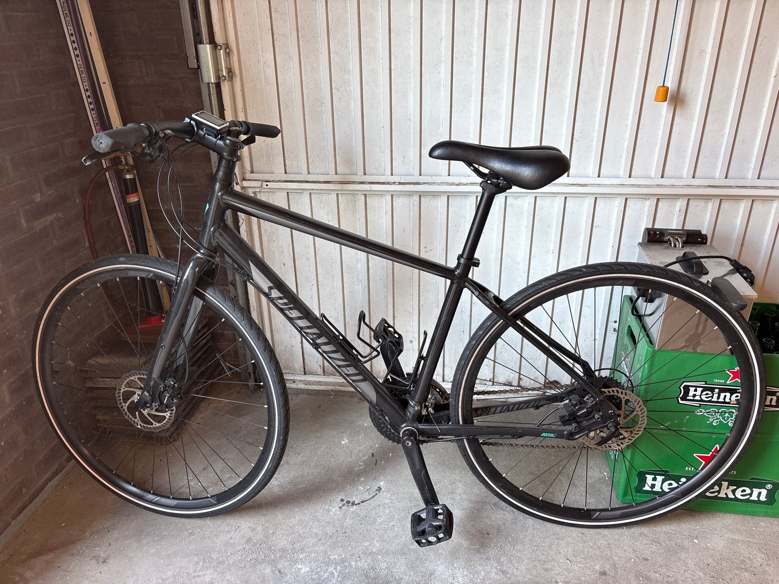Zwarte dames fiets: specialized vita, Fietsen en Brommers, Fietsen | Heren | Sportfietsen en Toerfietsen, Gebruikt, Velgrem, 49 tot 53 cm