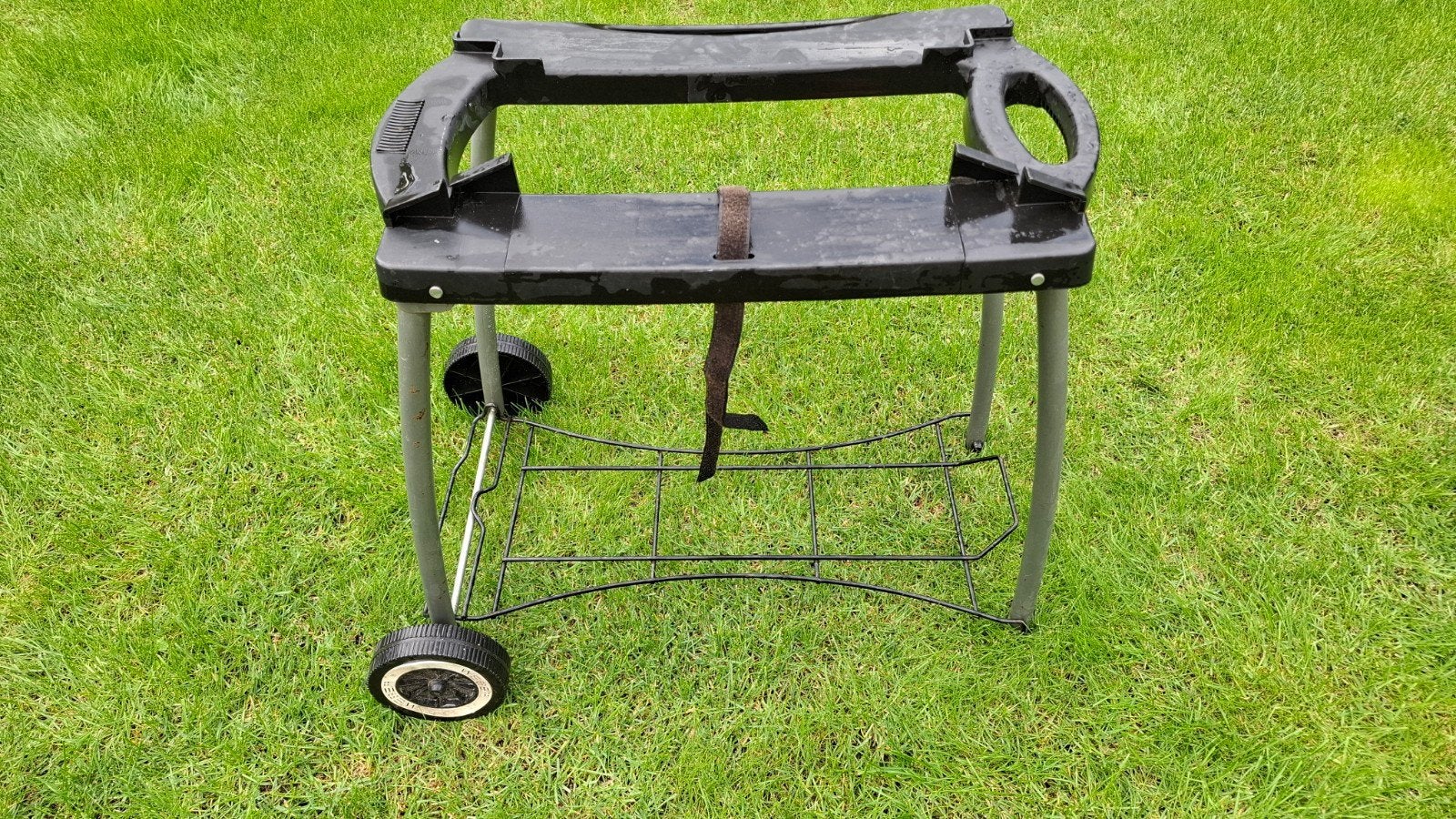 Weber Q inklapbaar onderstel, Tuin en Terras, Ophalen, Gebruikt