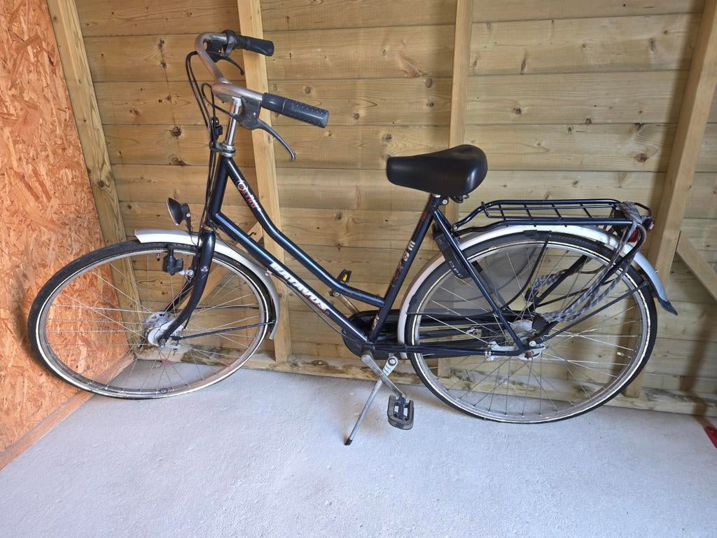 Twee fietsen voor de prijs van één!, Fietsen en Brommers, Fietsen | Dames | Damesfietsen, Gebruikt, Batavus, Ophalen