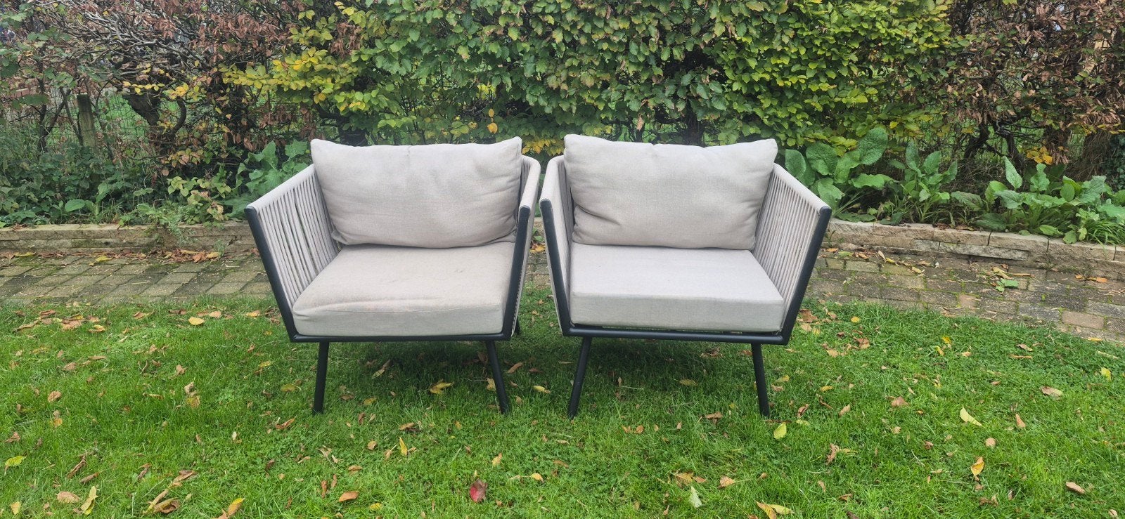 2 leuke (tuin) loungestoelen, Ophalen, 2 zitplaatsen