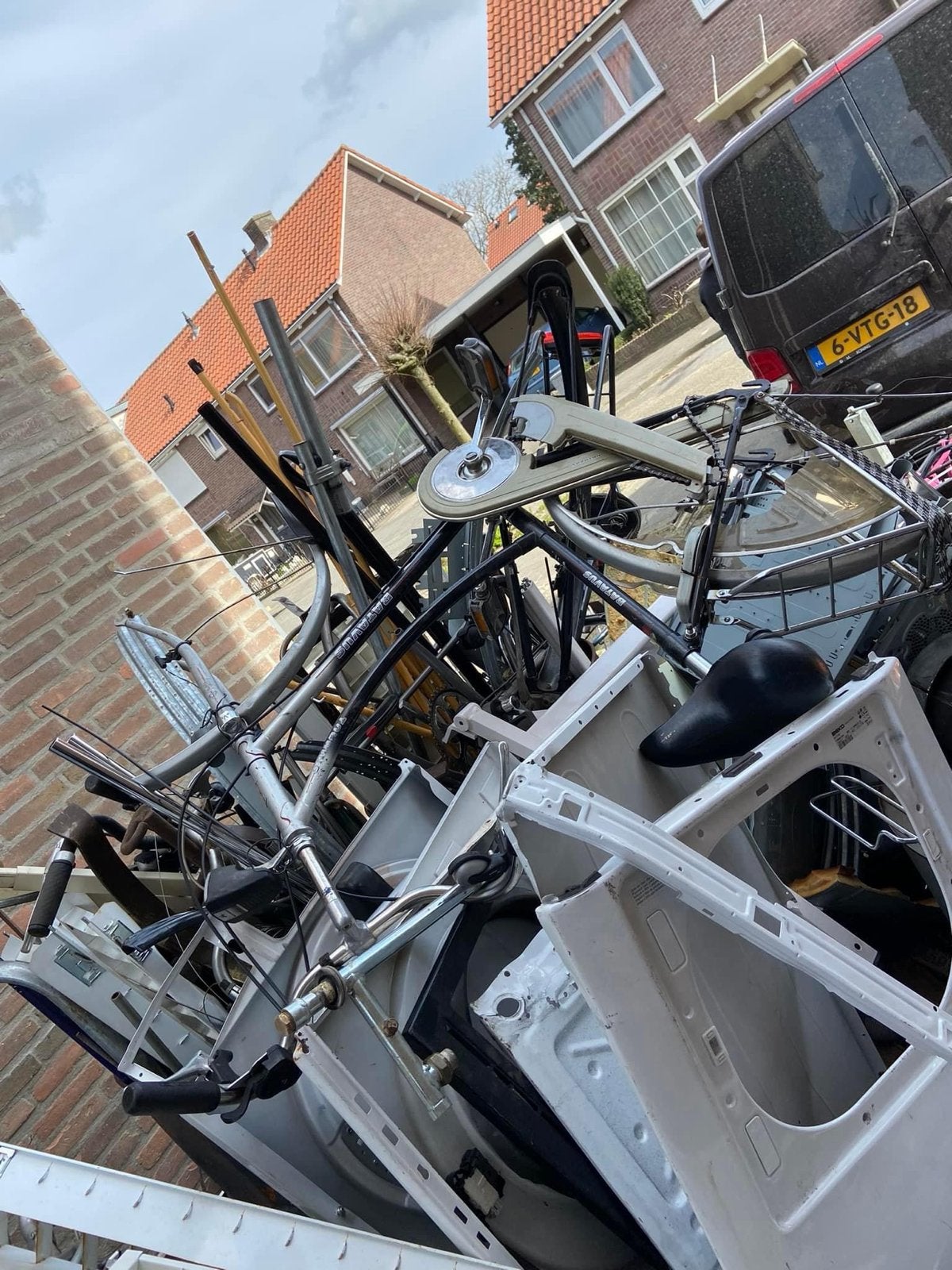 Gratis Oud IJzer & Metaal Ophalen - Regio Oss en Omgeving, Ophalen
