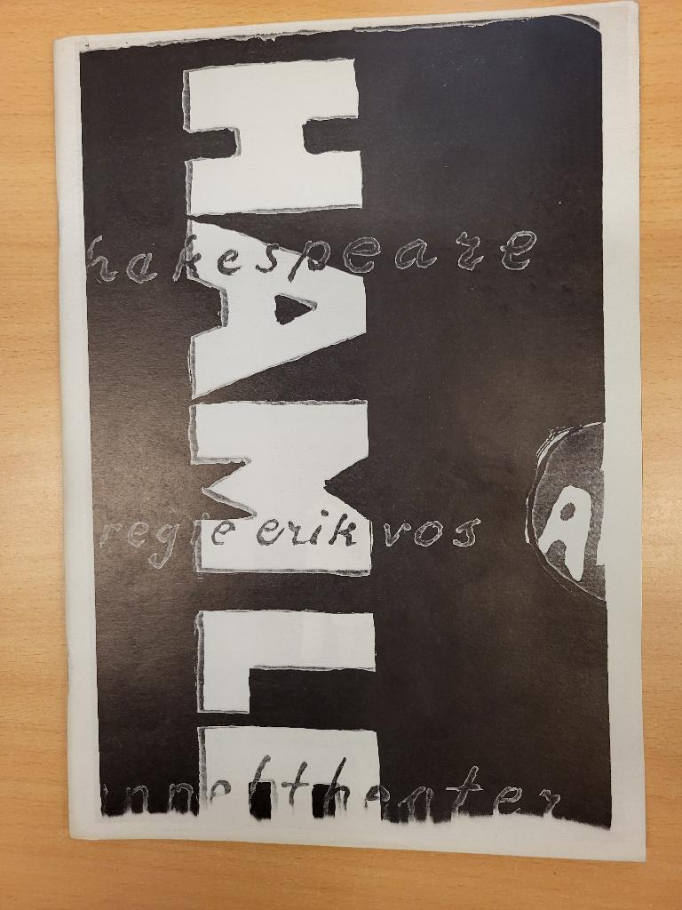 Hamlet. Shakespeare.                   Appel theater., Ophalen of Verzenden, 1980 tot heden, Nederland, Tijdschrift